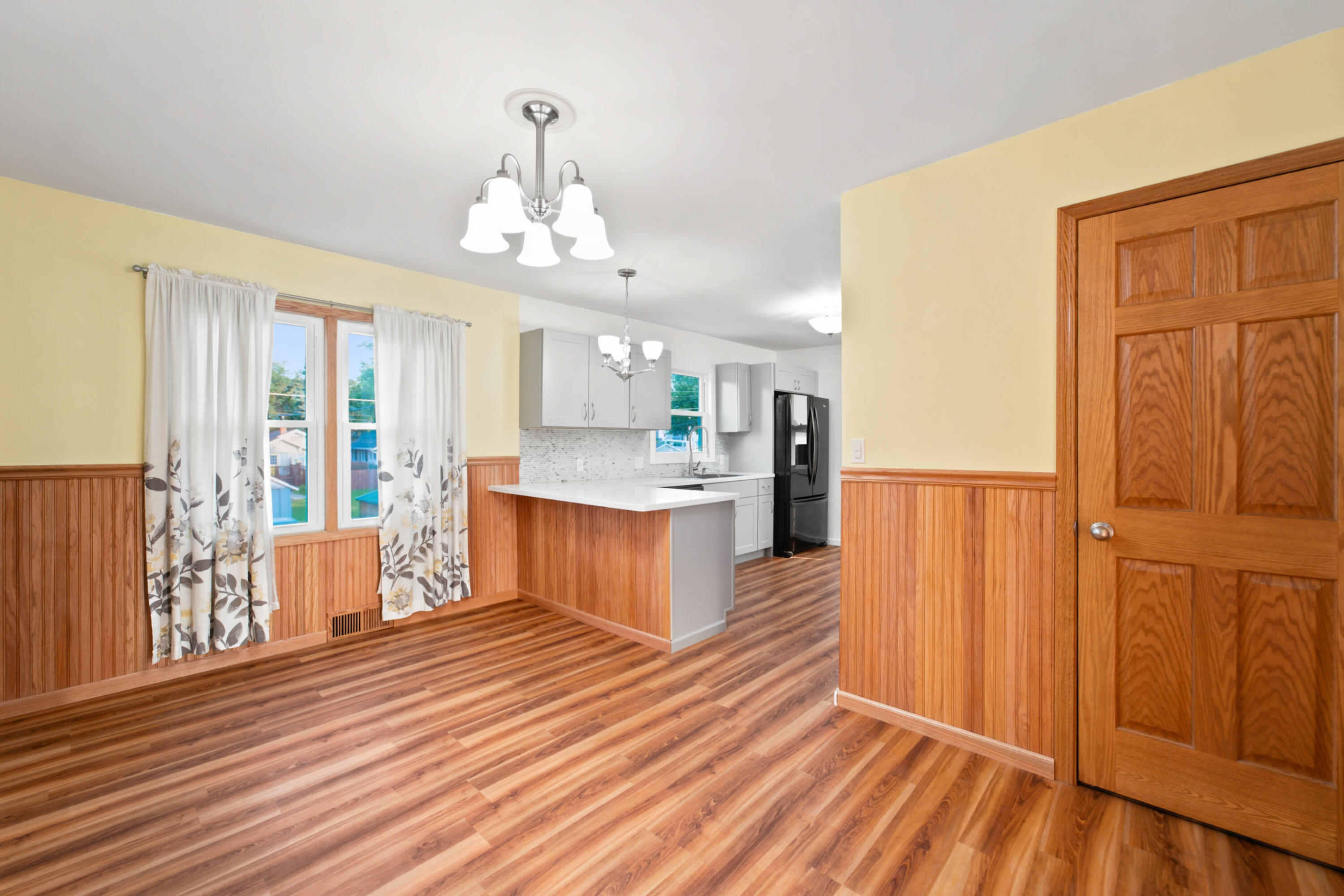 810 6th Street Property Photo 12