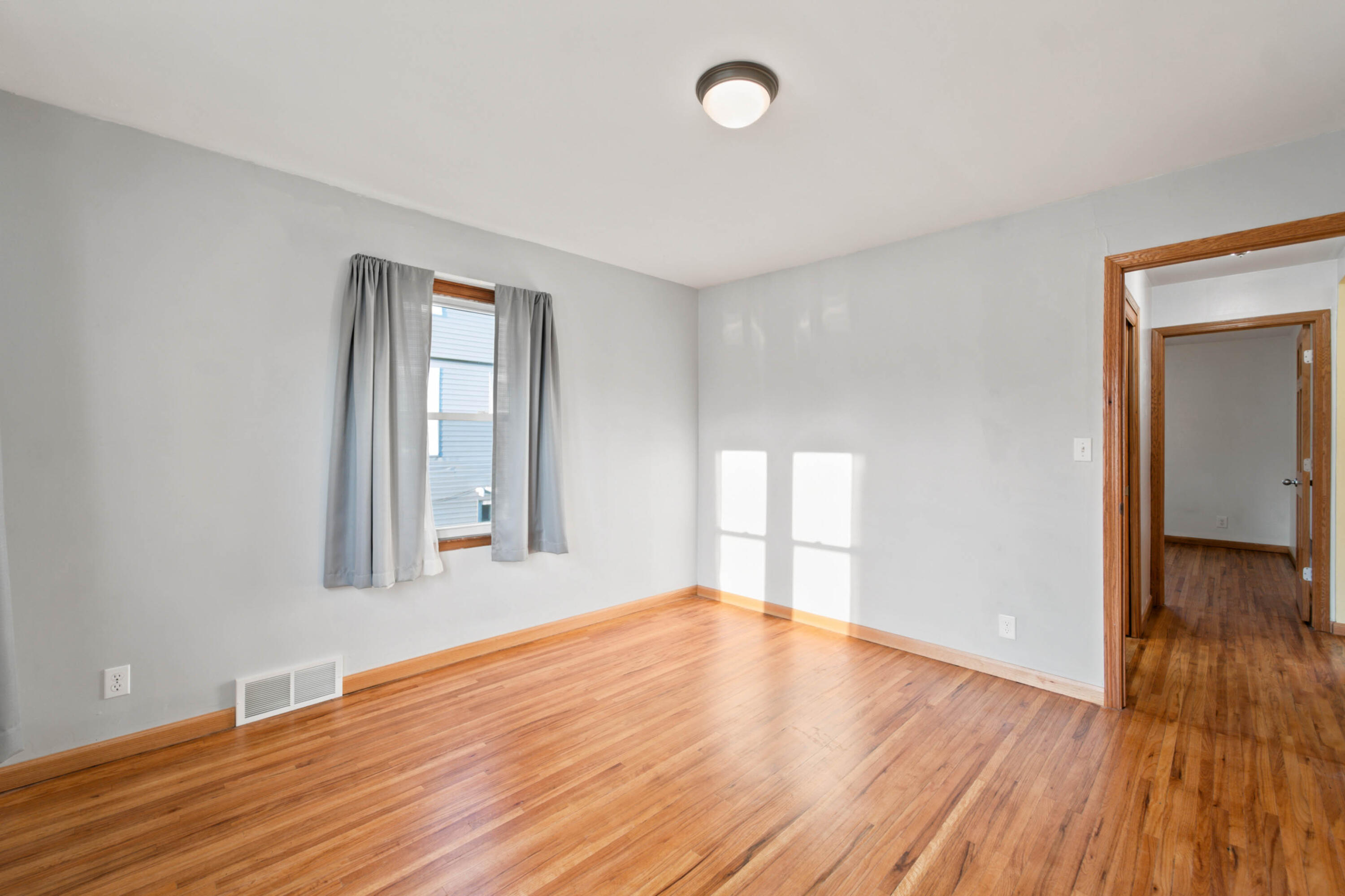 810 6th Street Property Photo 25