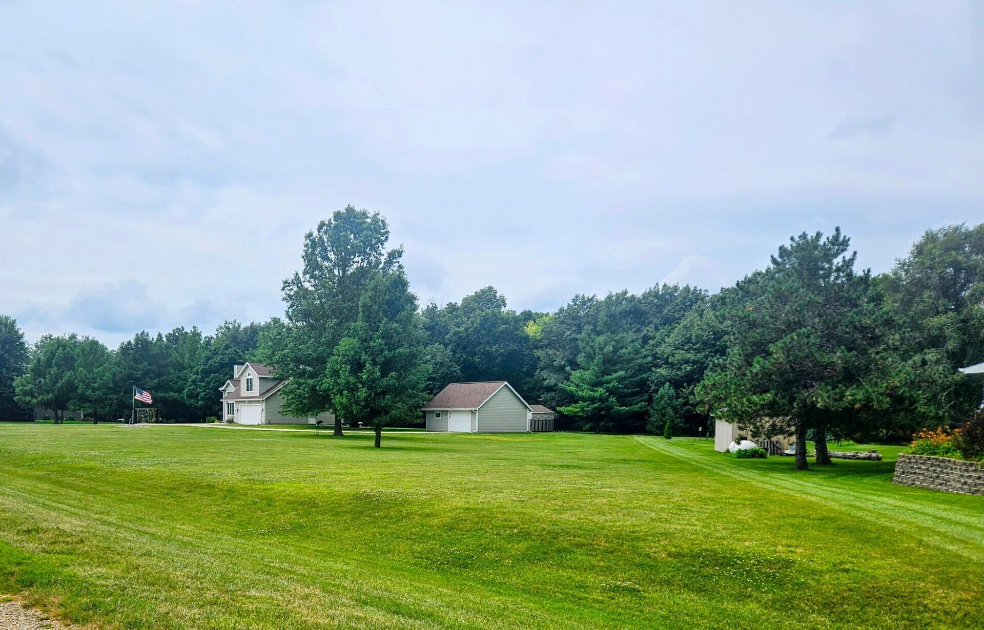 1269 Knap Place Property Photo 3
