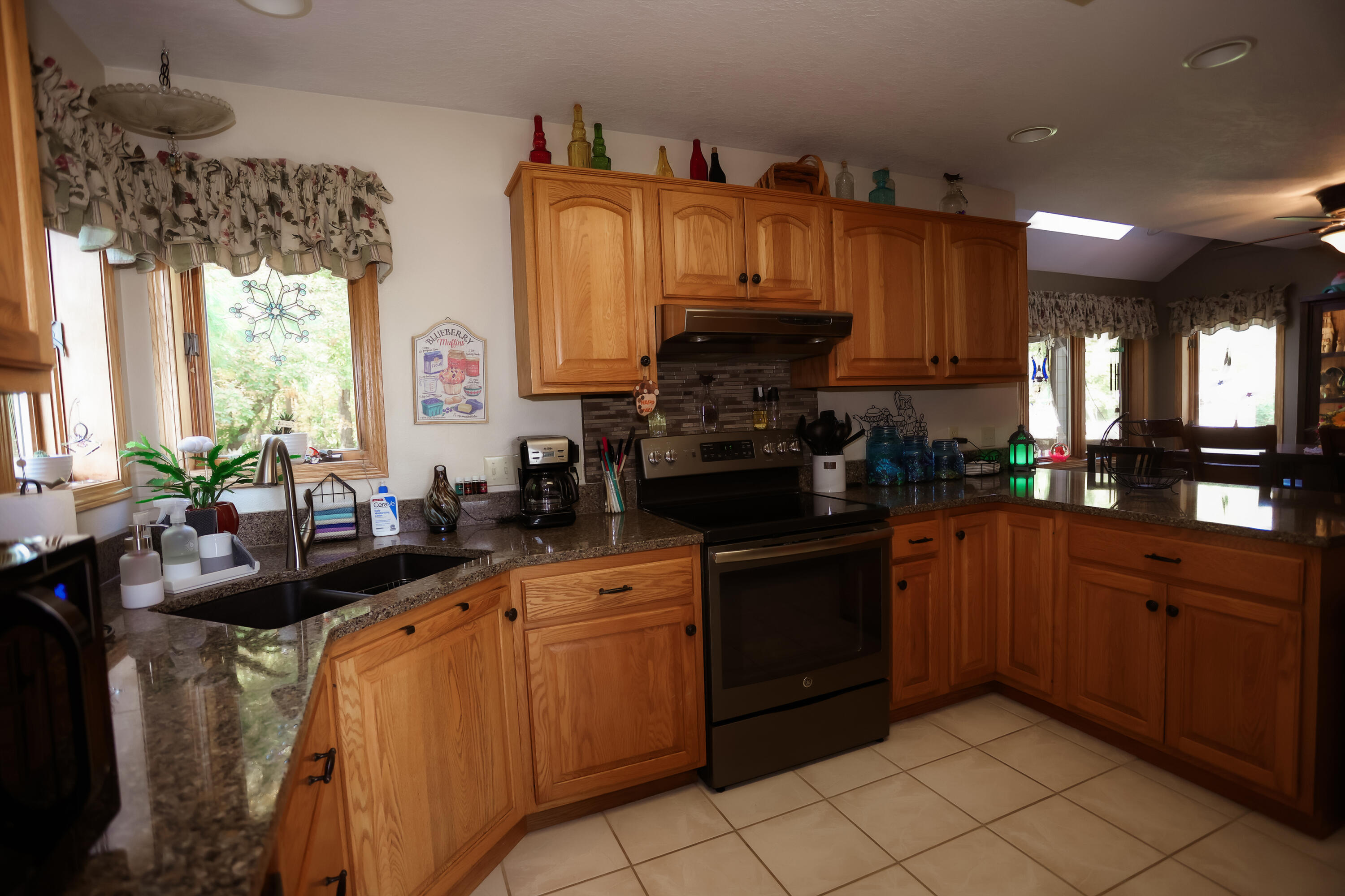 1269 Knap Place Property Photo 15
