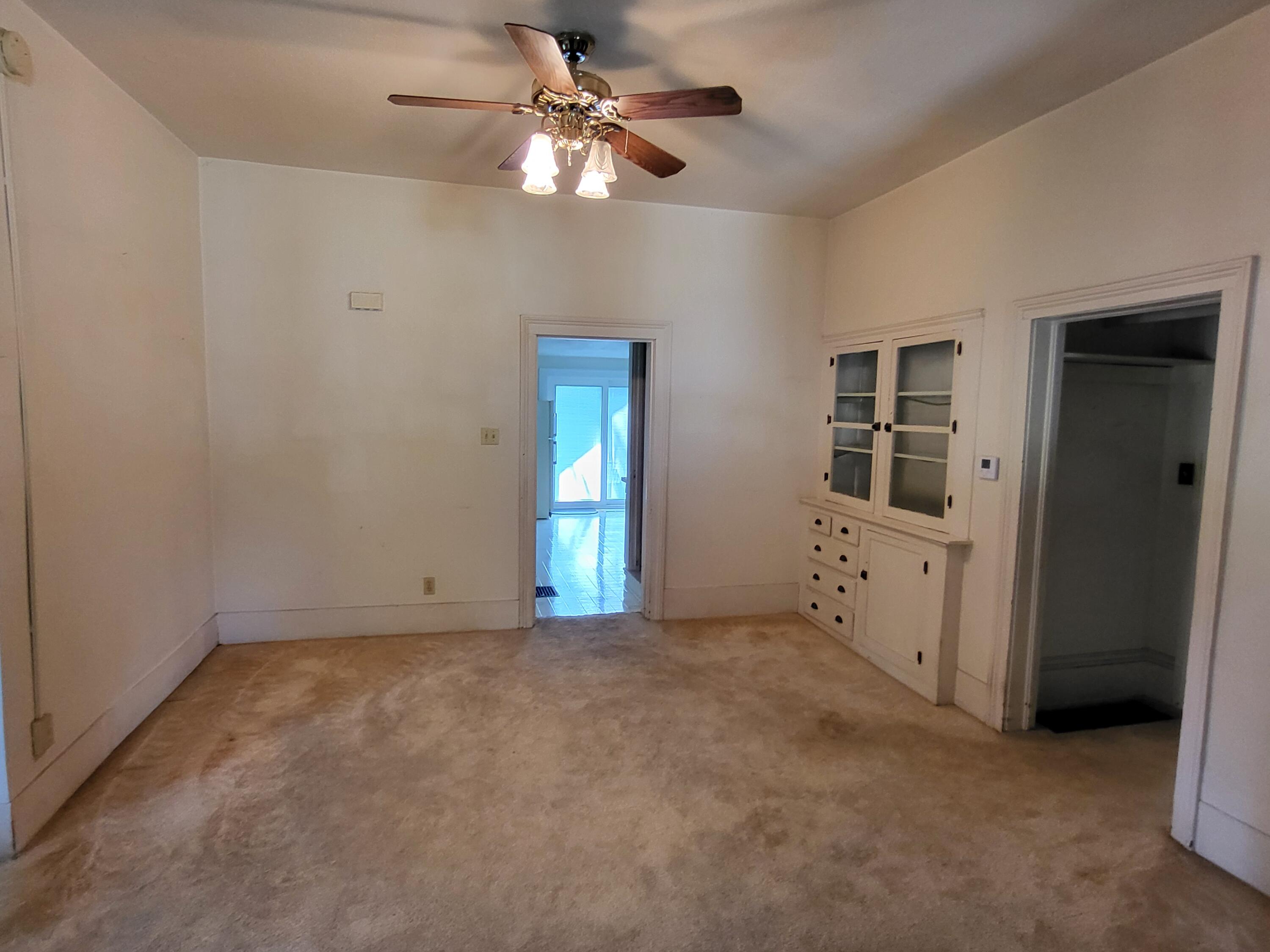 1503 Marshall Street Property Photo 3