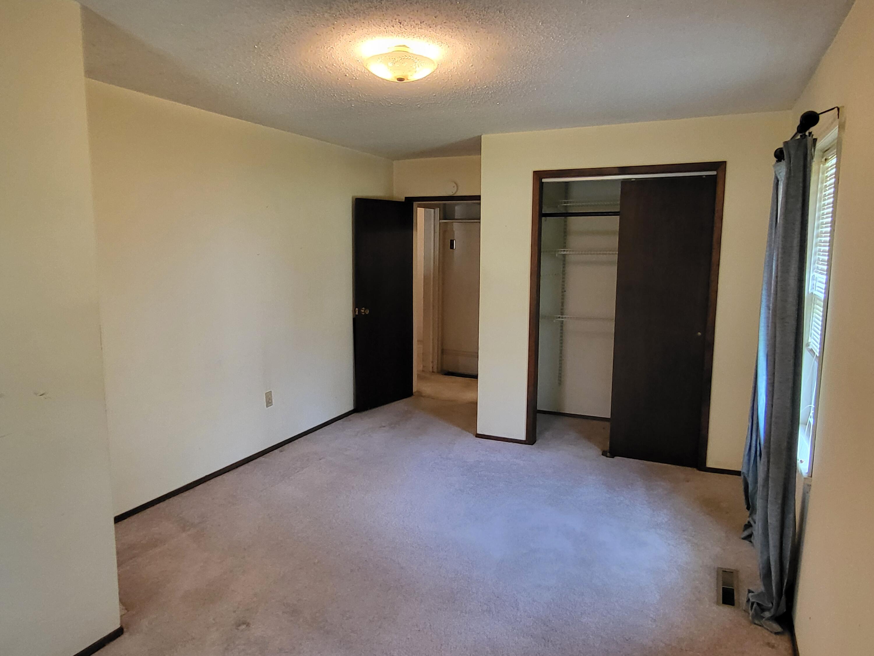 1503 Marshall Street Property Photo 9