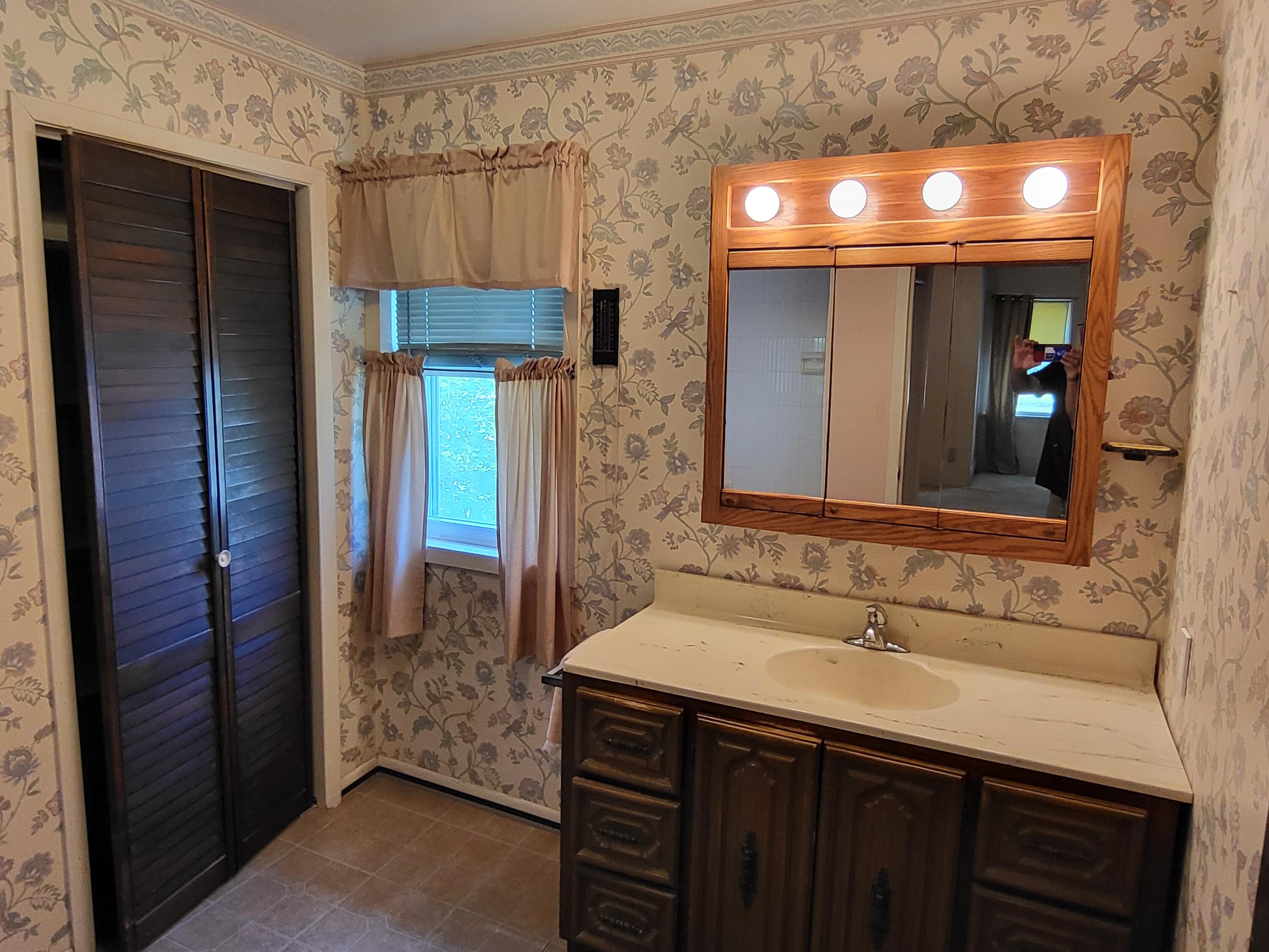 1503 Marshall Street Property Photo 10