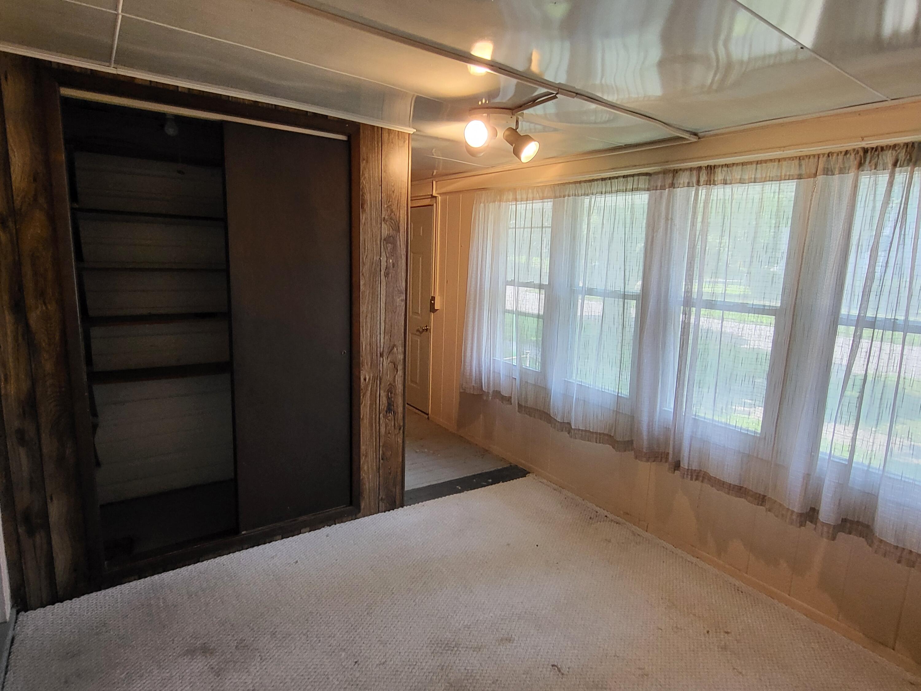 1503 Marshall Street Property Photo 12
