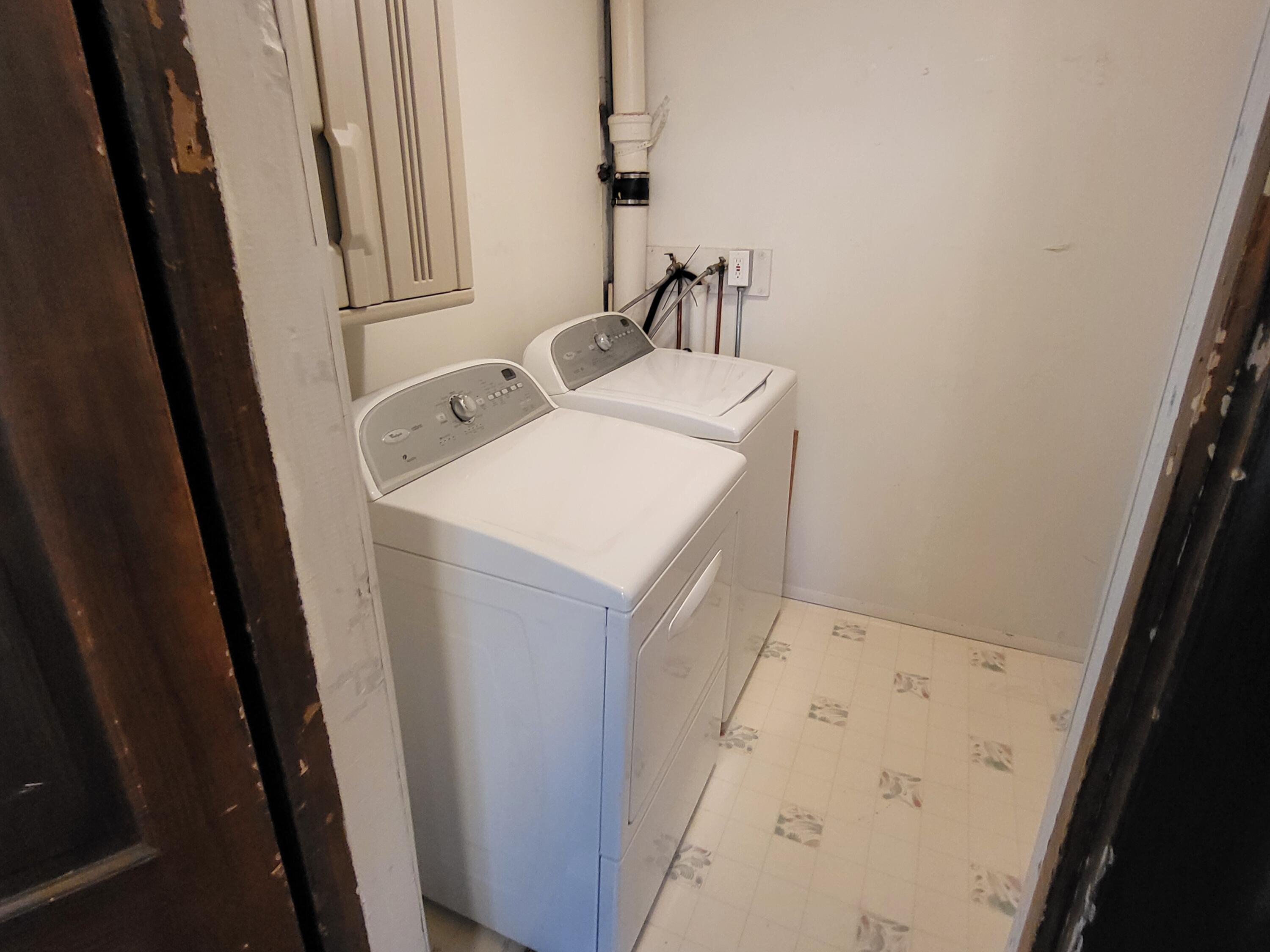 1503 Marshall Street Property Photo 14