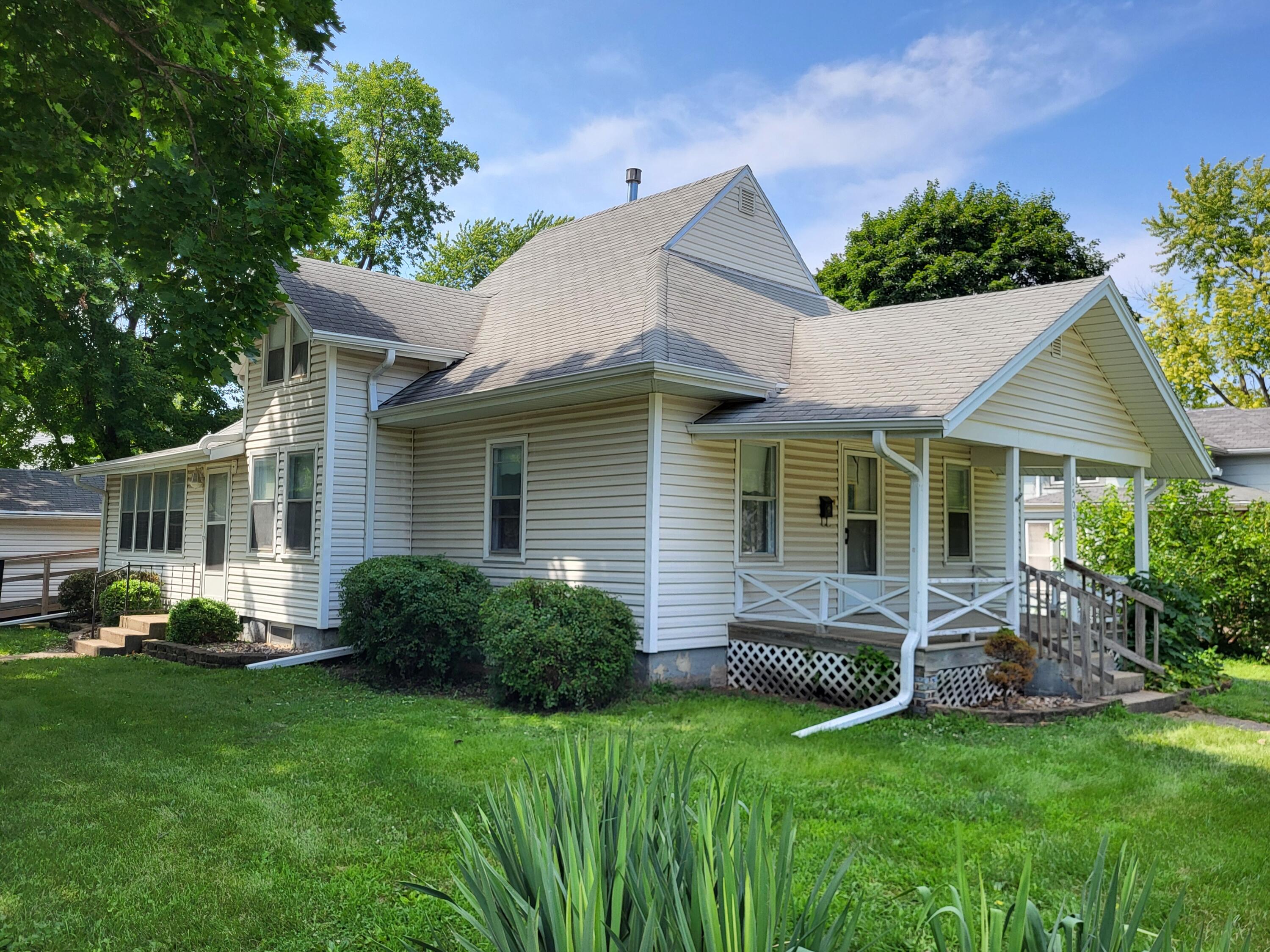 1503 Marshall Street Property Photo 26