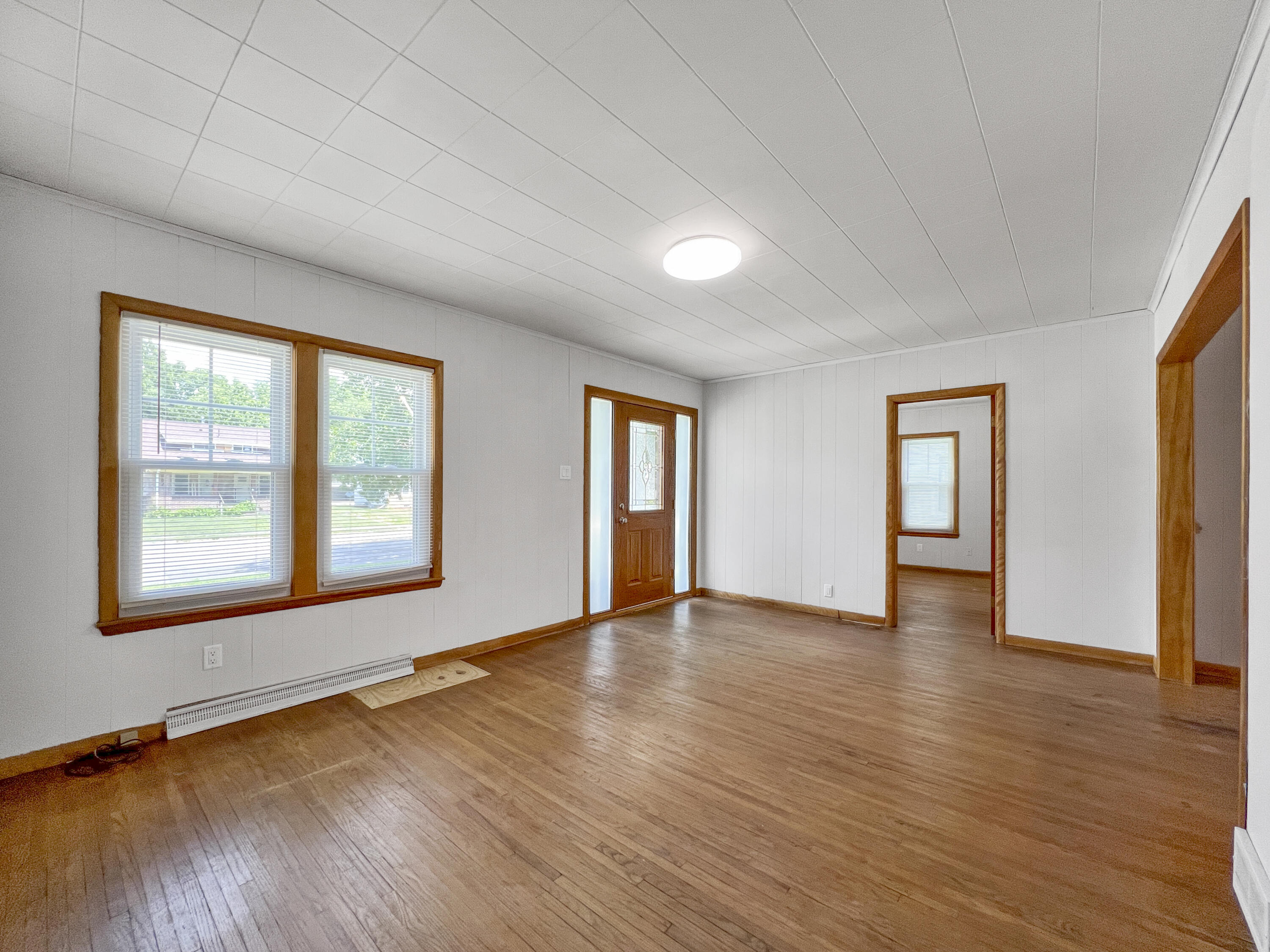 1220 Lincoln Way Property Photo 8