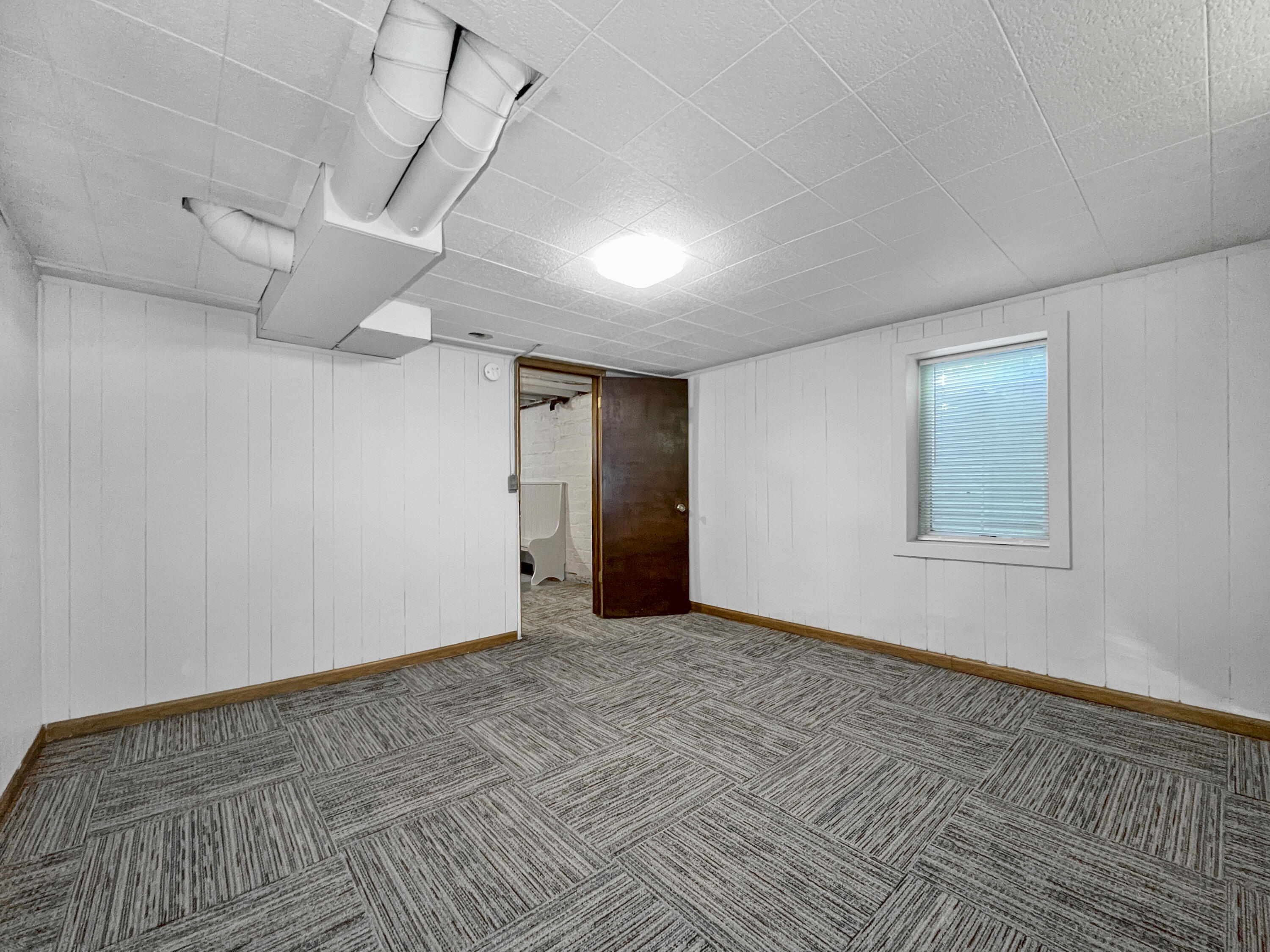1220 Lincoln Way Property Photo 15