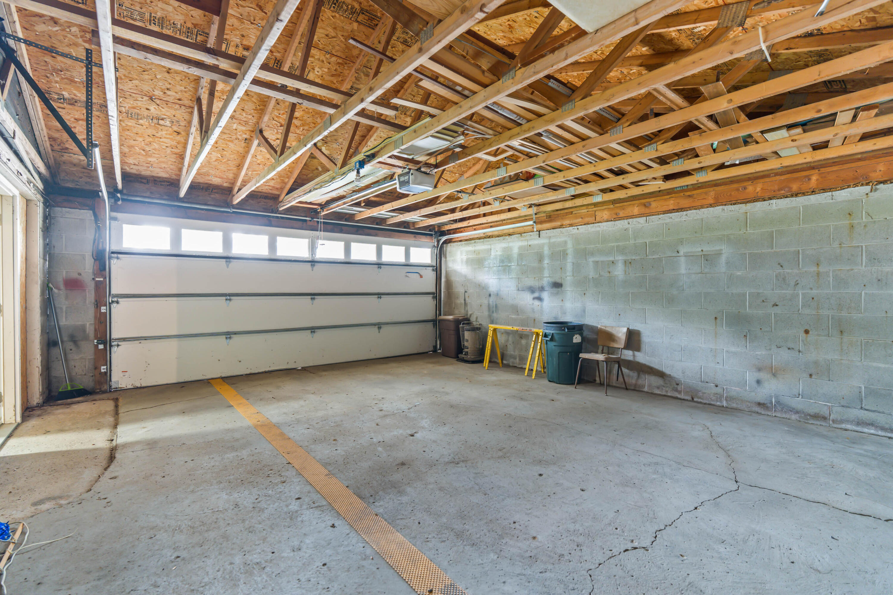 341 E Avenue Property Photo 25