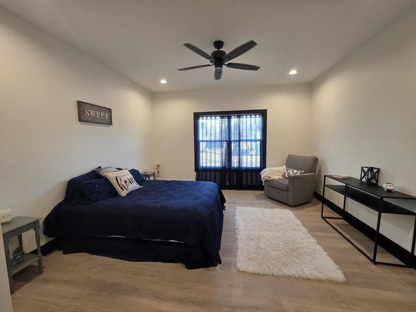 718 Ringold Street Property Photo 17
