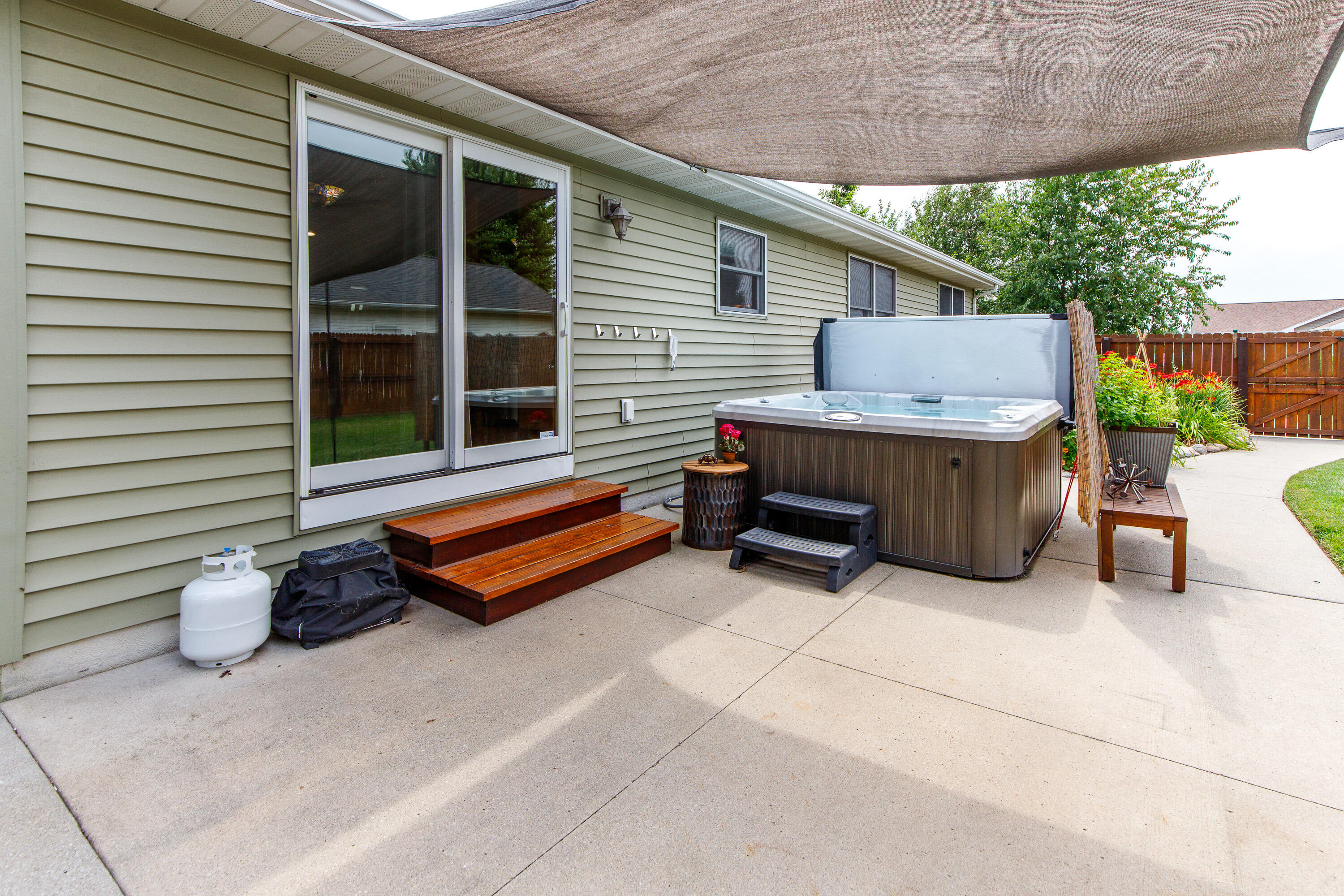 1811 Aldrich Avenue Property Photo 23