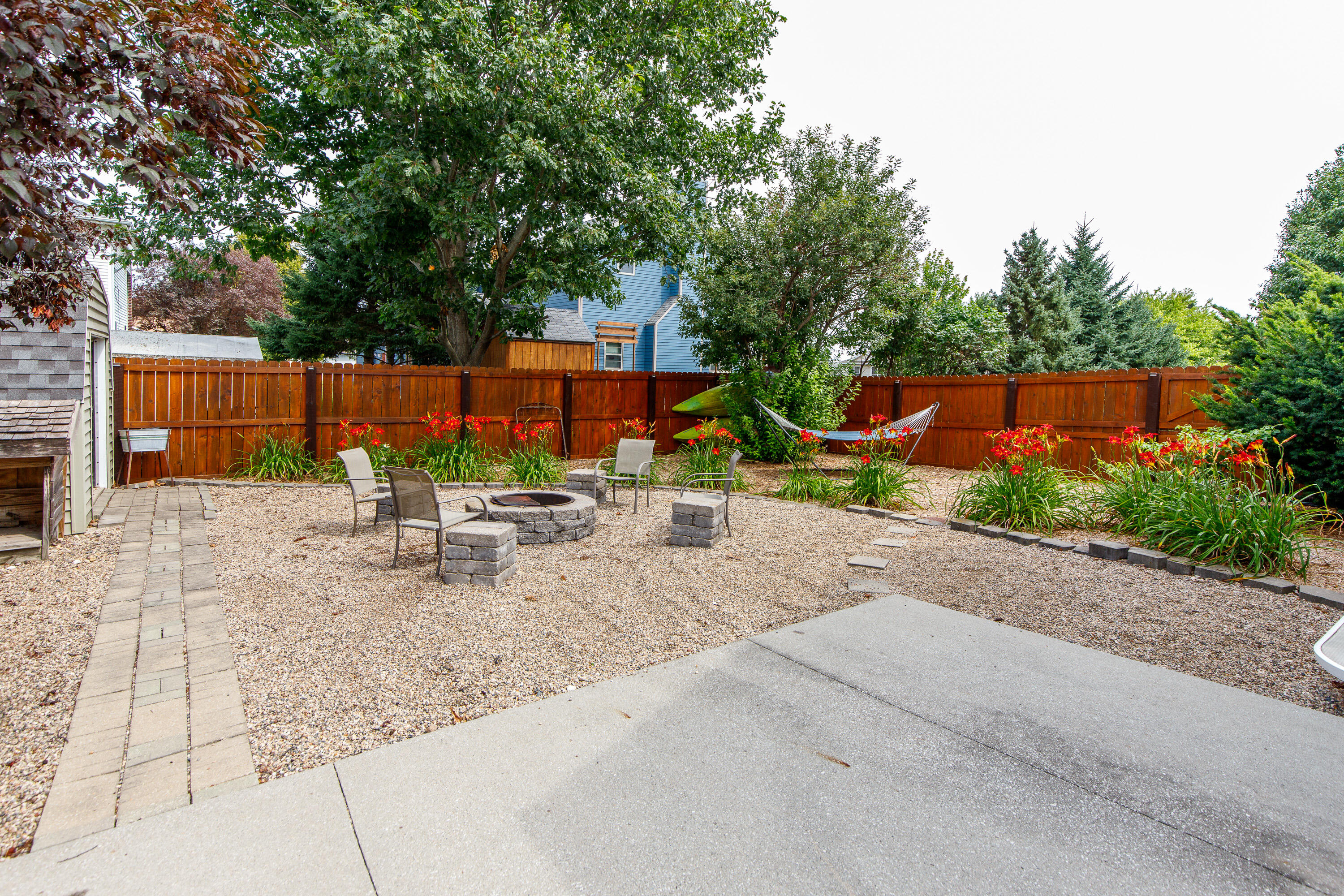 1811 Aldrich Avenue Property Photo 25