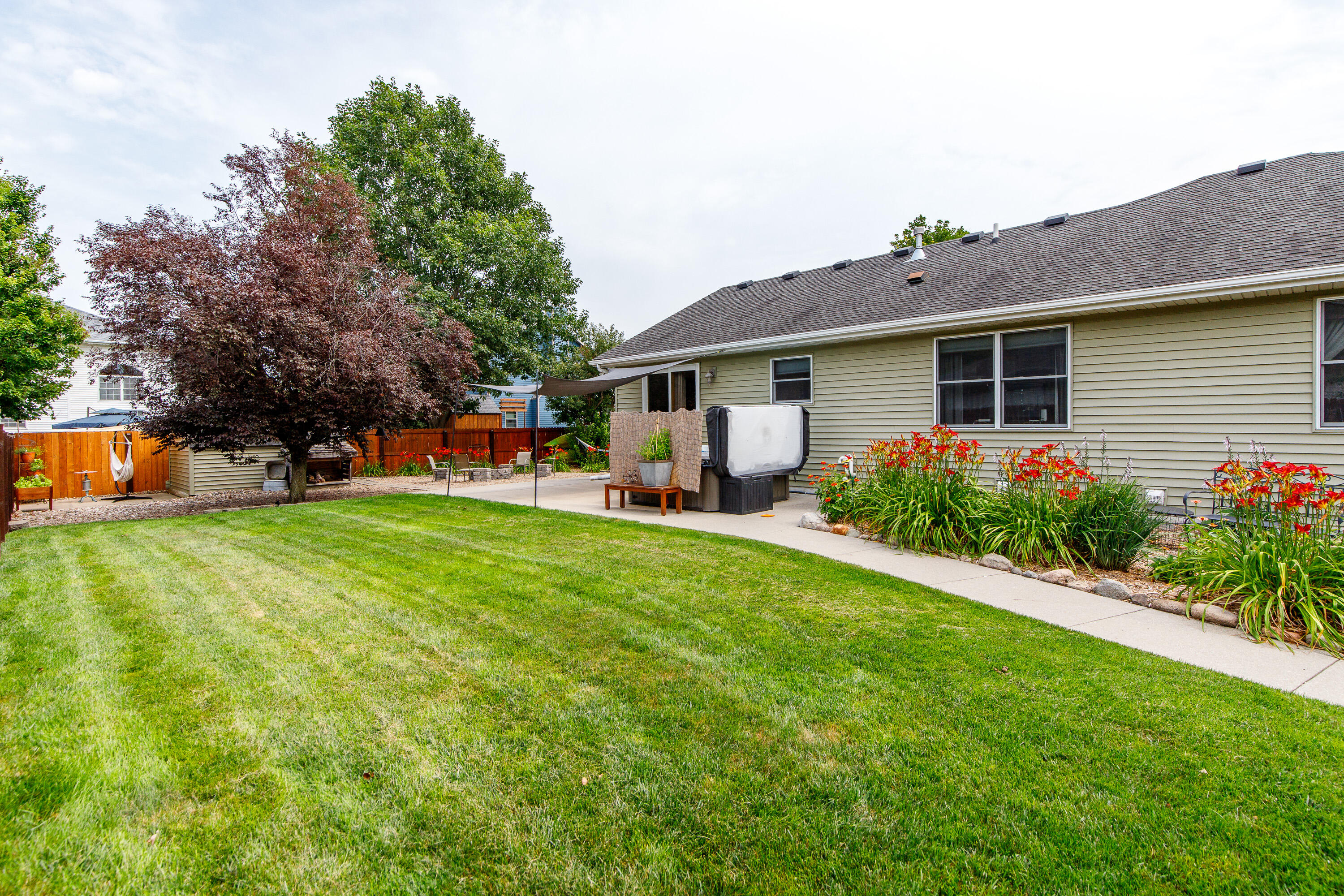 1811 Aldrich Avenue Property Photo 28