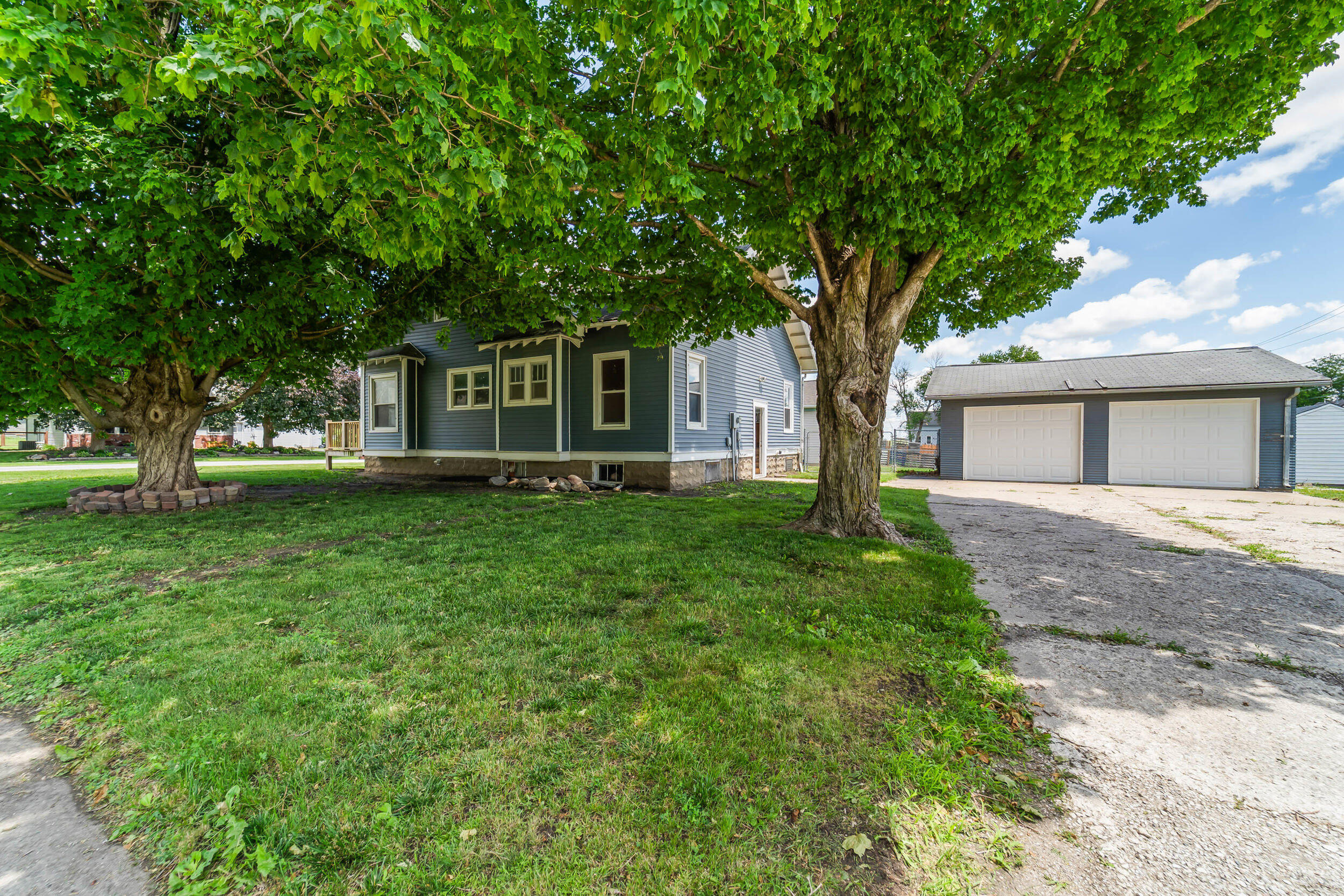 610 Fruitt Avenue Property Photo 3