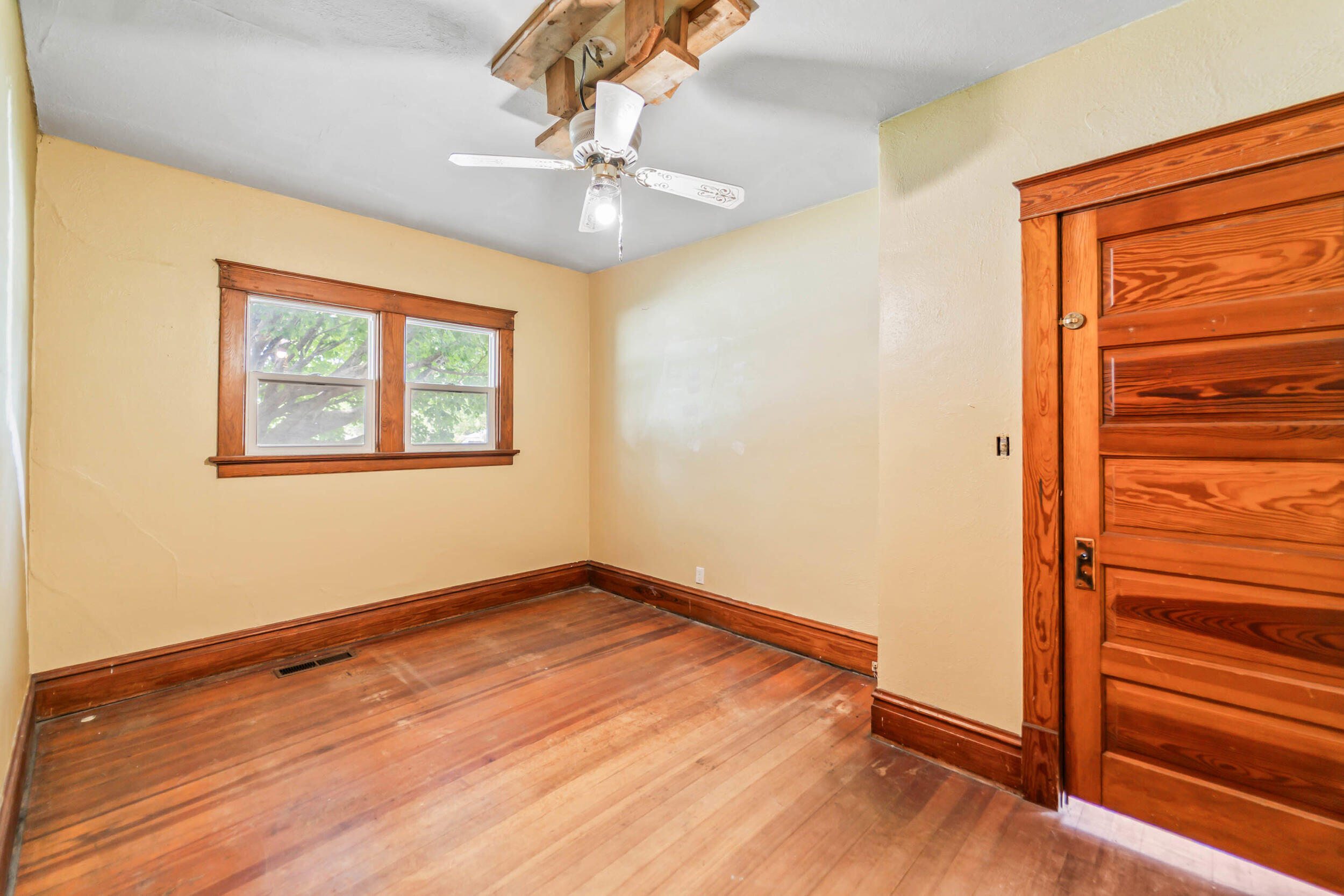 610 Fruitt Avenue Property Photo 12