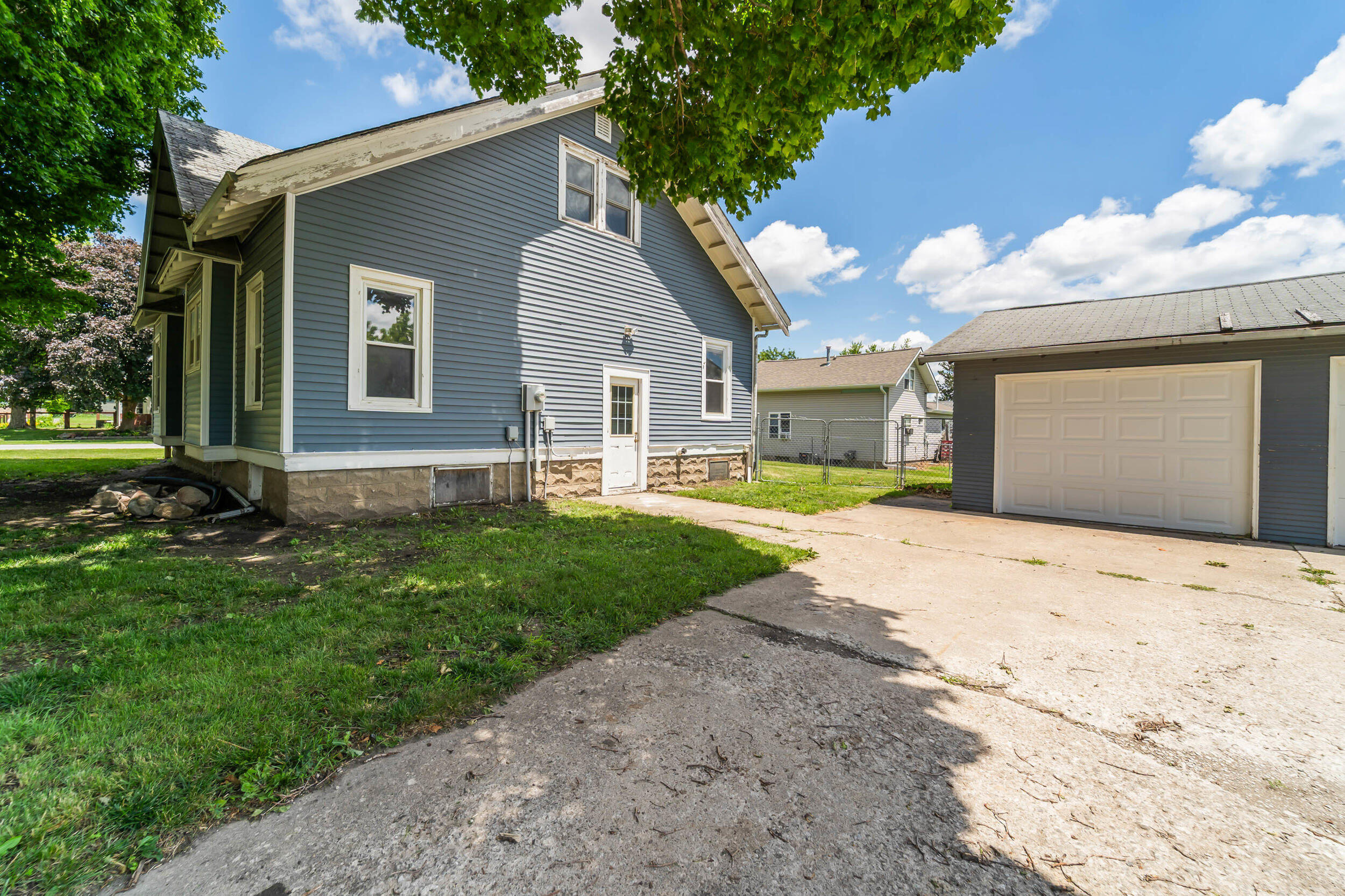 610 Fruitt Avenue Property Photo 16