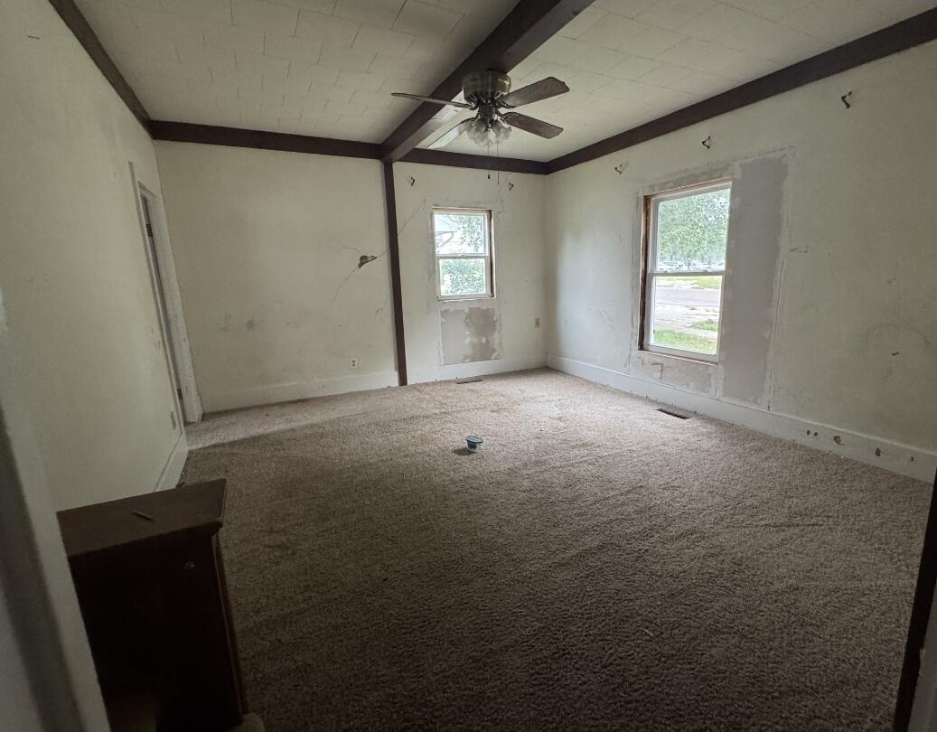 208 S 3rd Street Property Photo 2