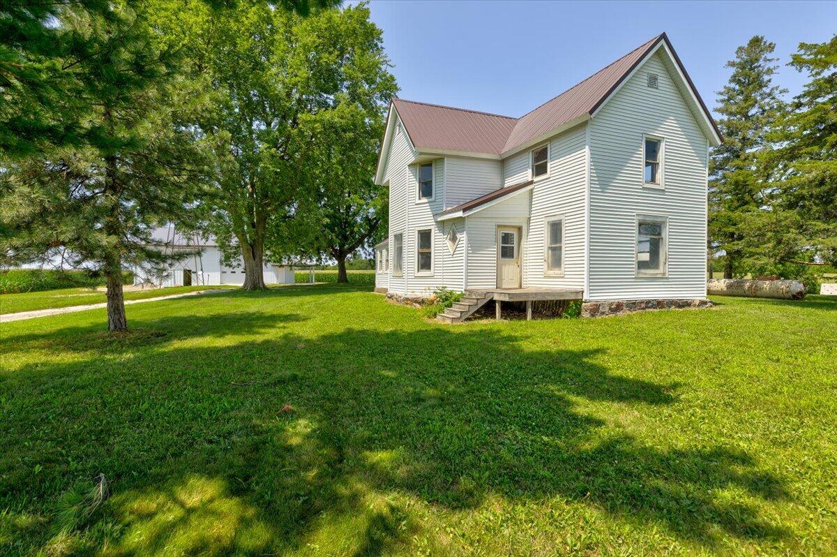 32511 580th Avenue Property Photo 1