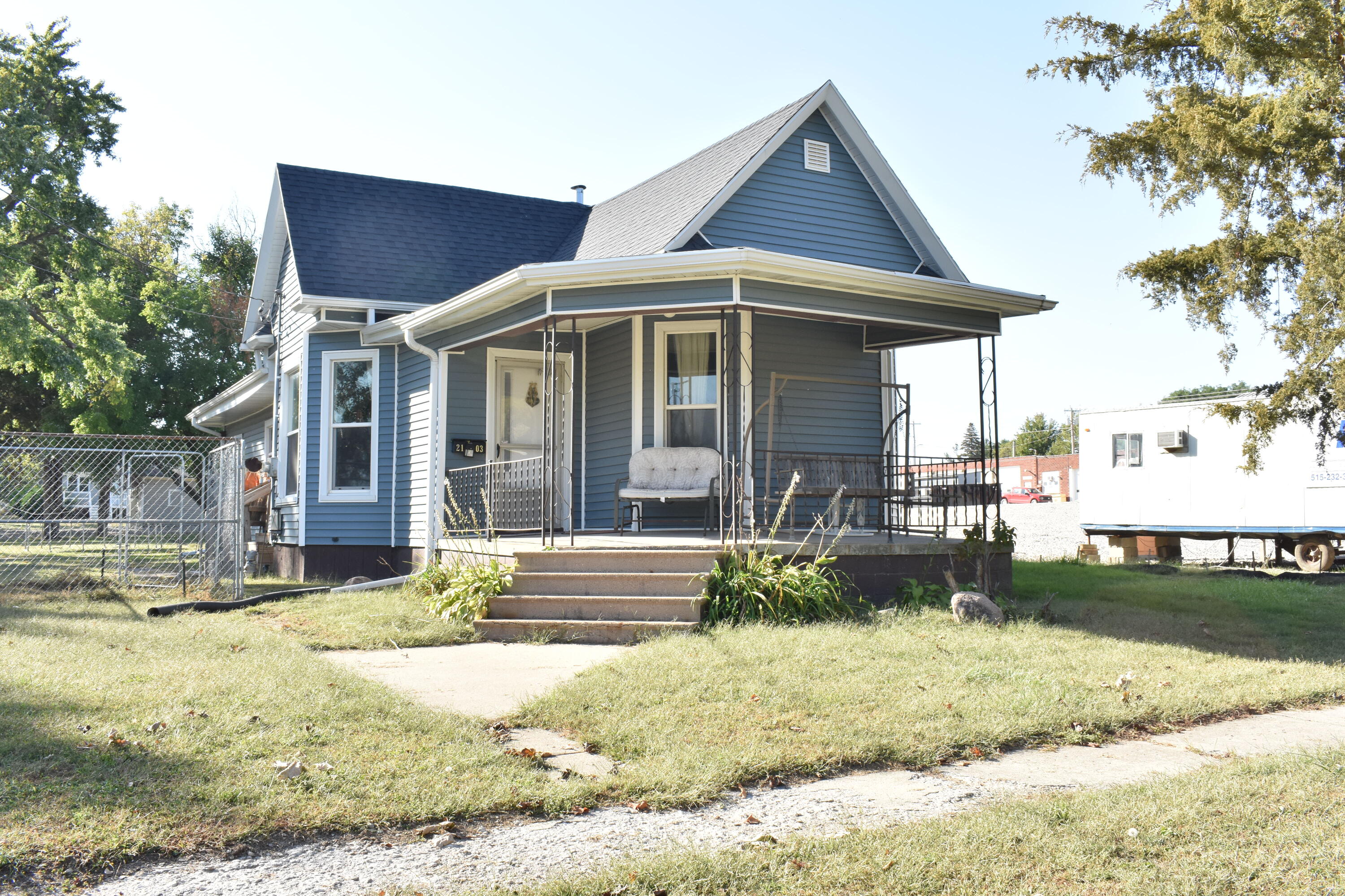 2103 Boone Street Property Photo 1