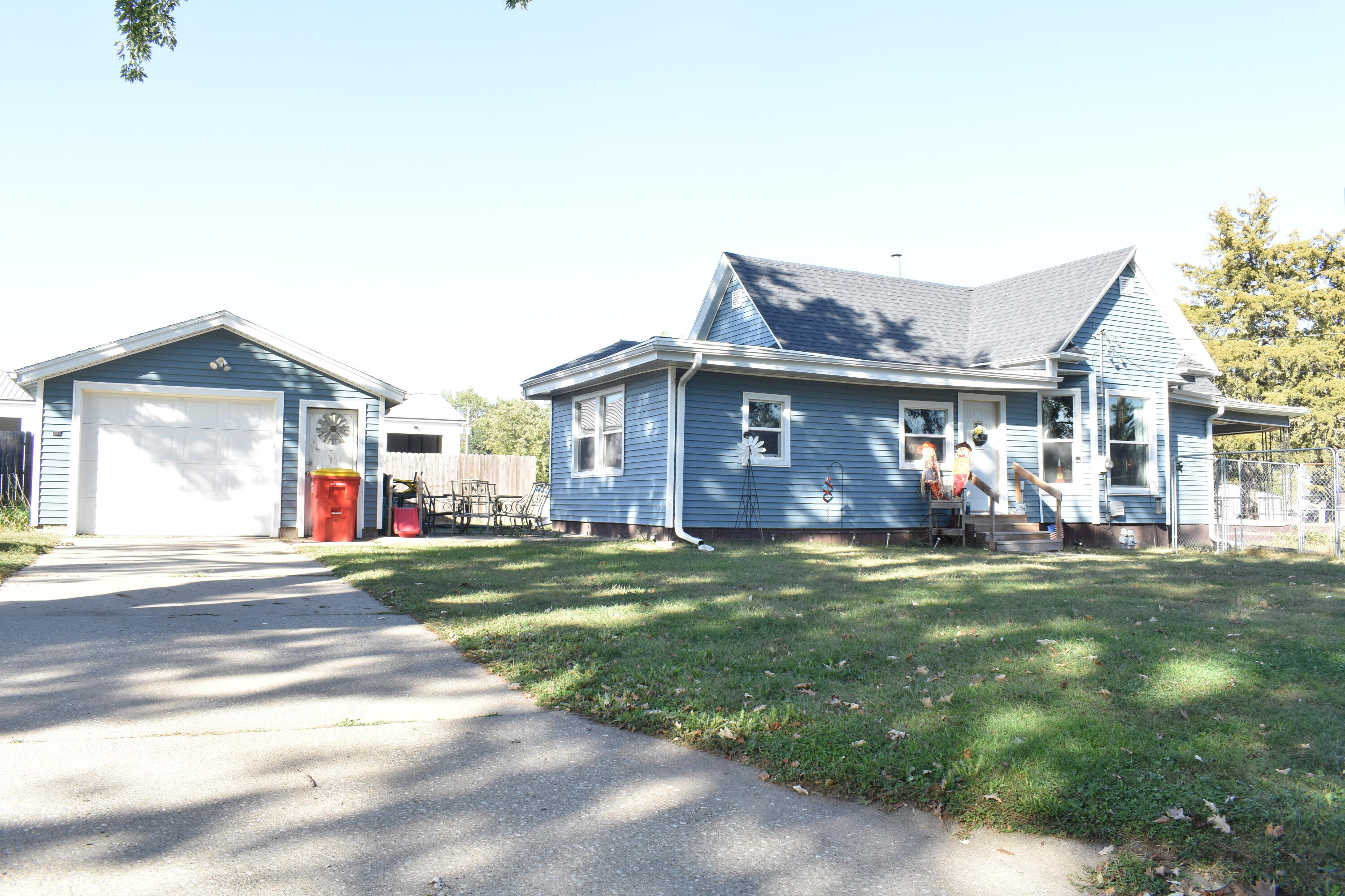 2103 Boone Street Property Photo 3
