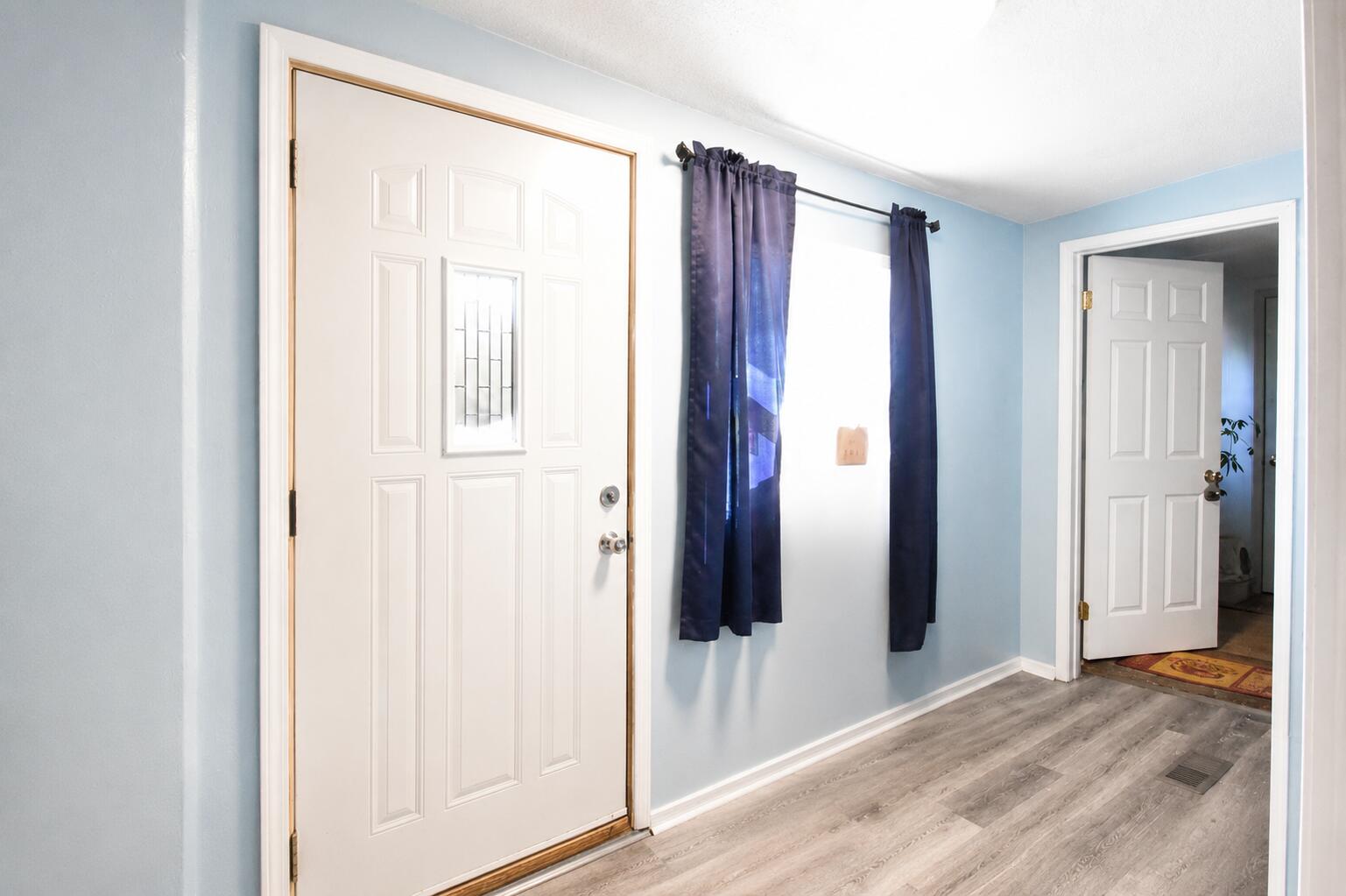 2103 Boone Street Property Photo 5