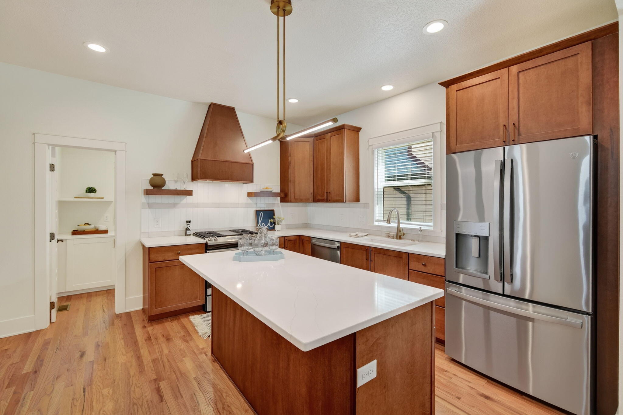 1107 24th Street Property Photo 9