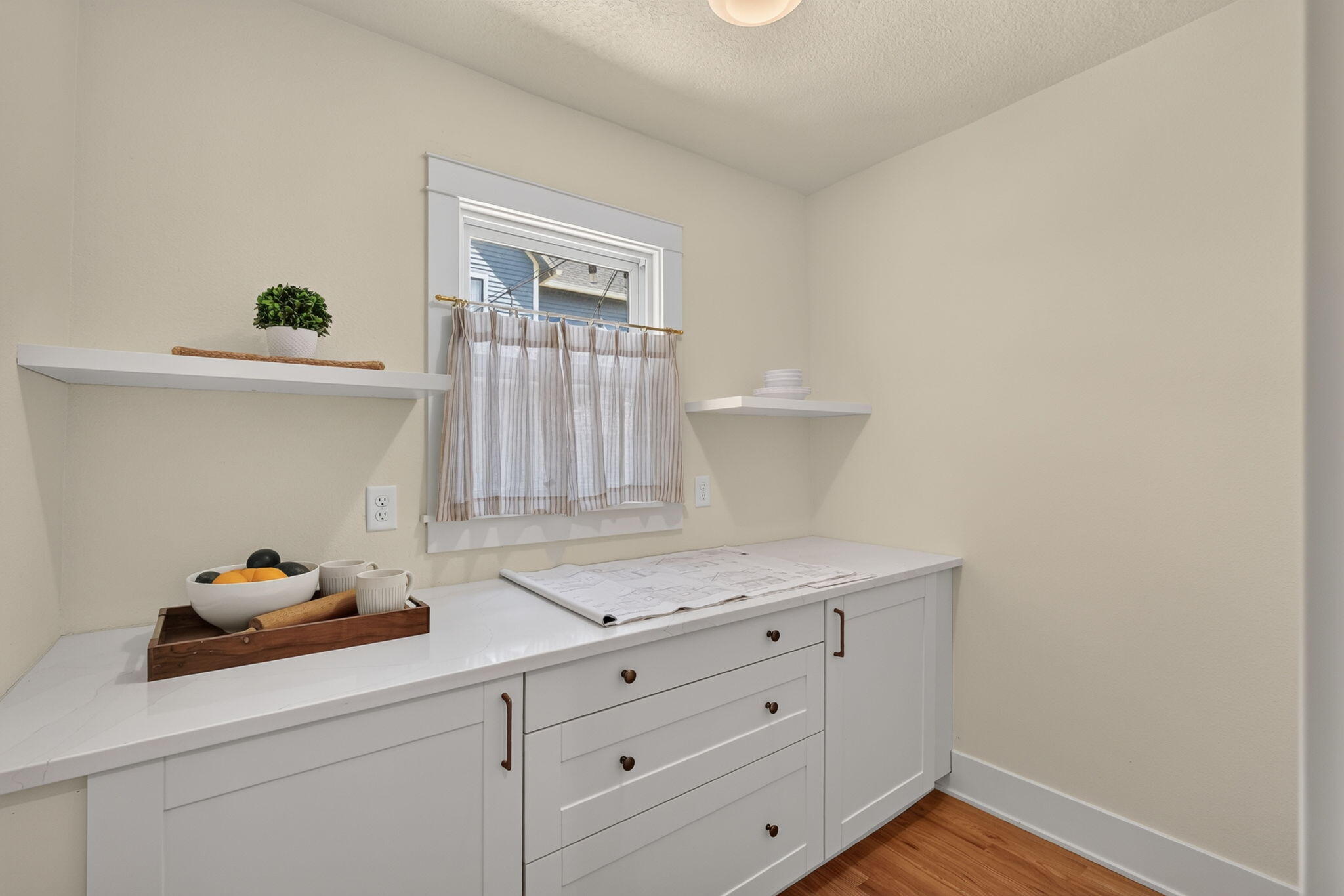 1107 24th Street Property Photo 13
