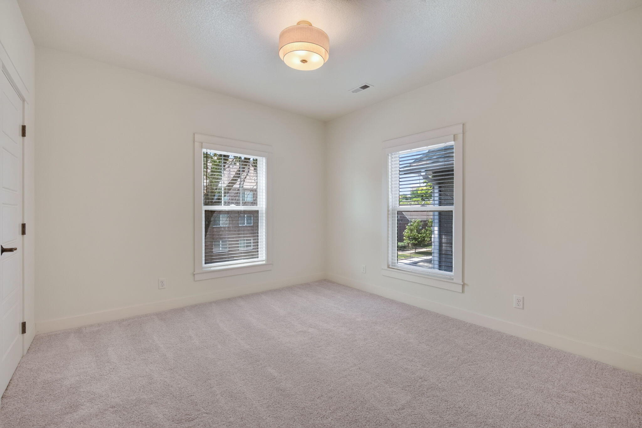 1107 24th Street Property Photo 23