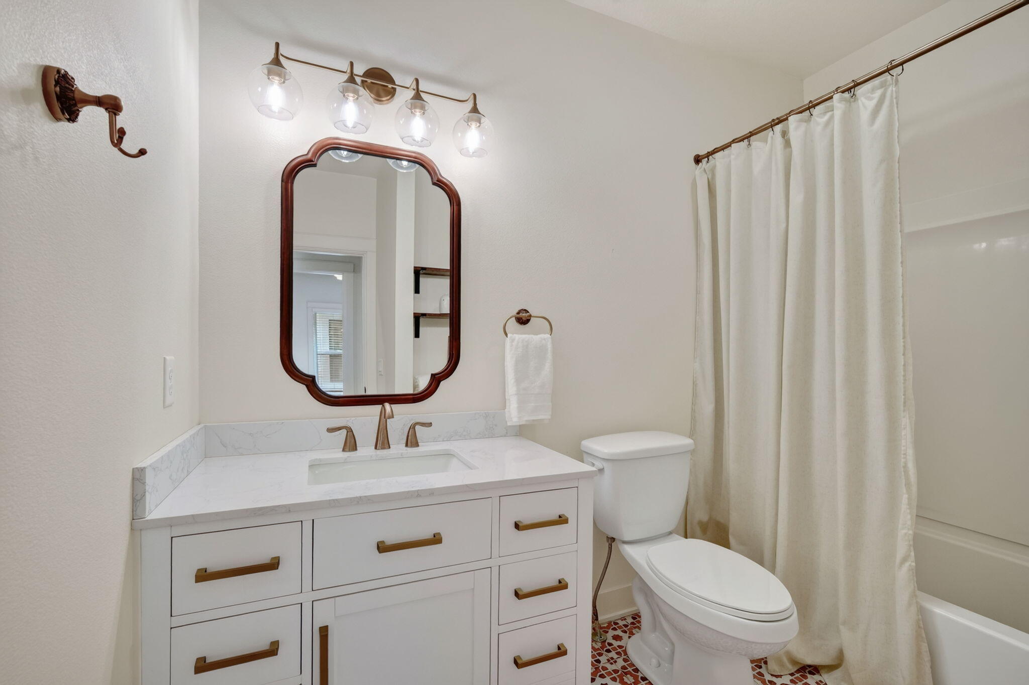 1107 24th Street Property Photo 28