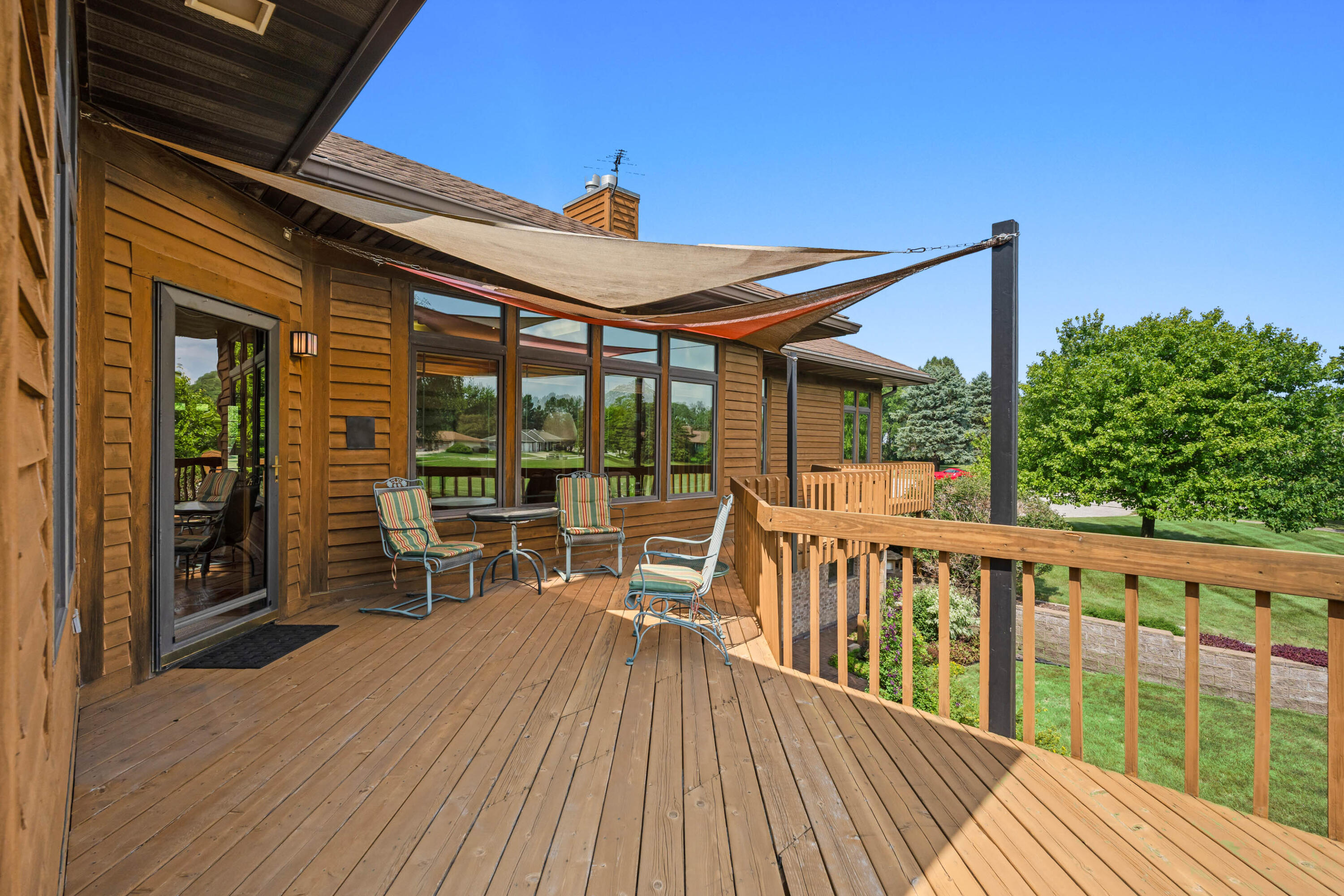 212 Deere Road Property Photo 30