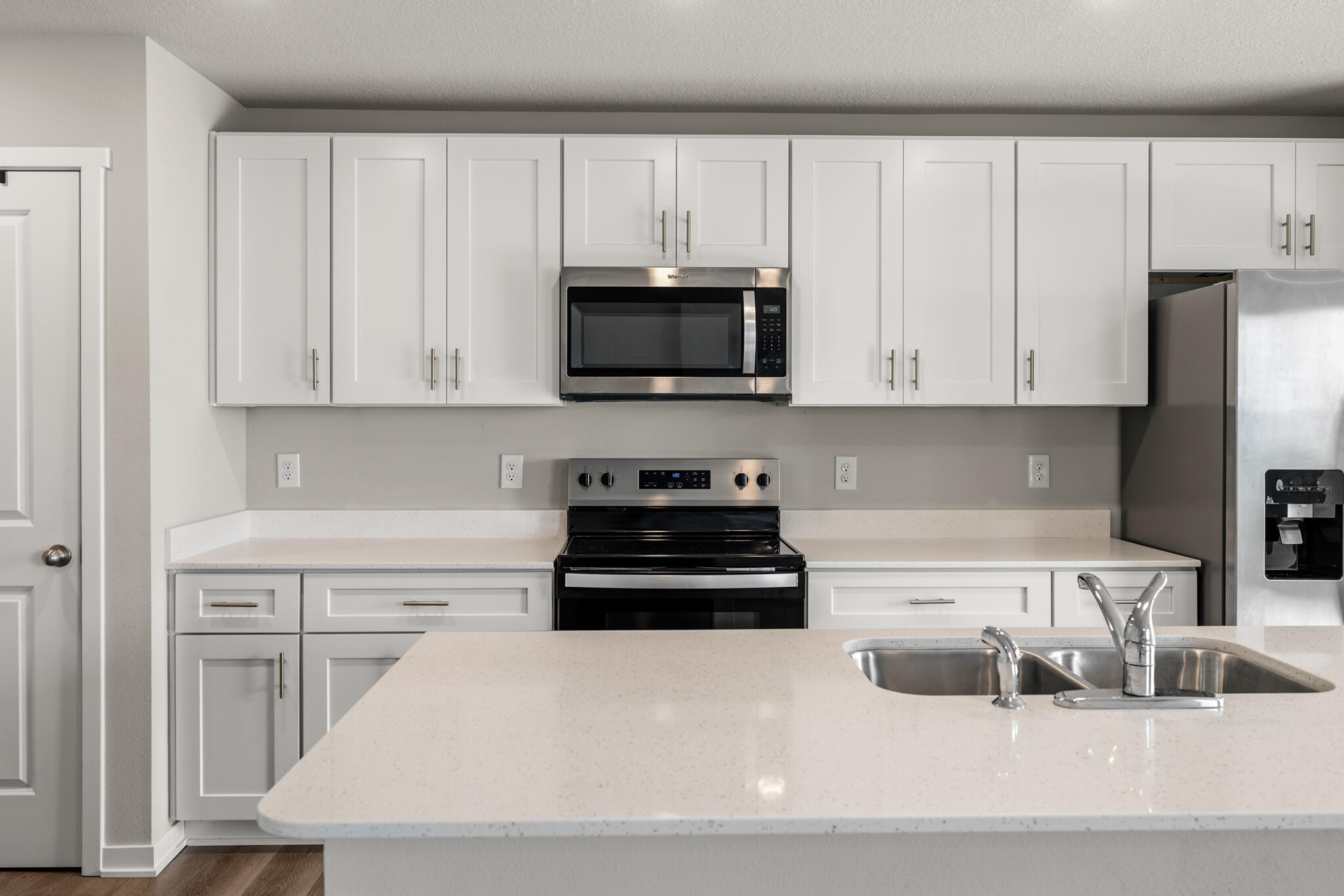 5532 144th Street Property Photo 7