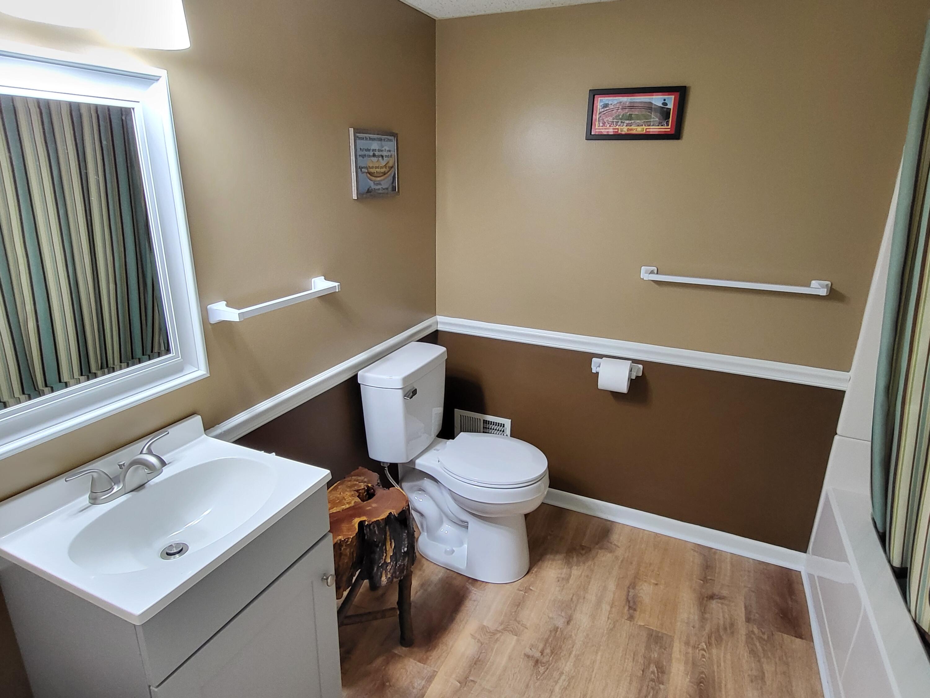 1424 Clinton Street Property Photo 20