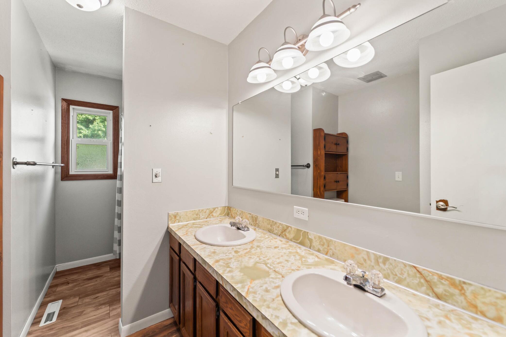 313 Lynne Drive Property Photo 15