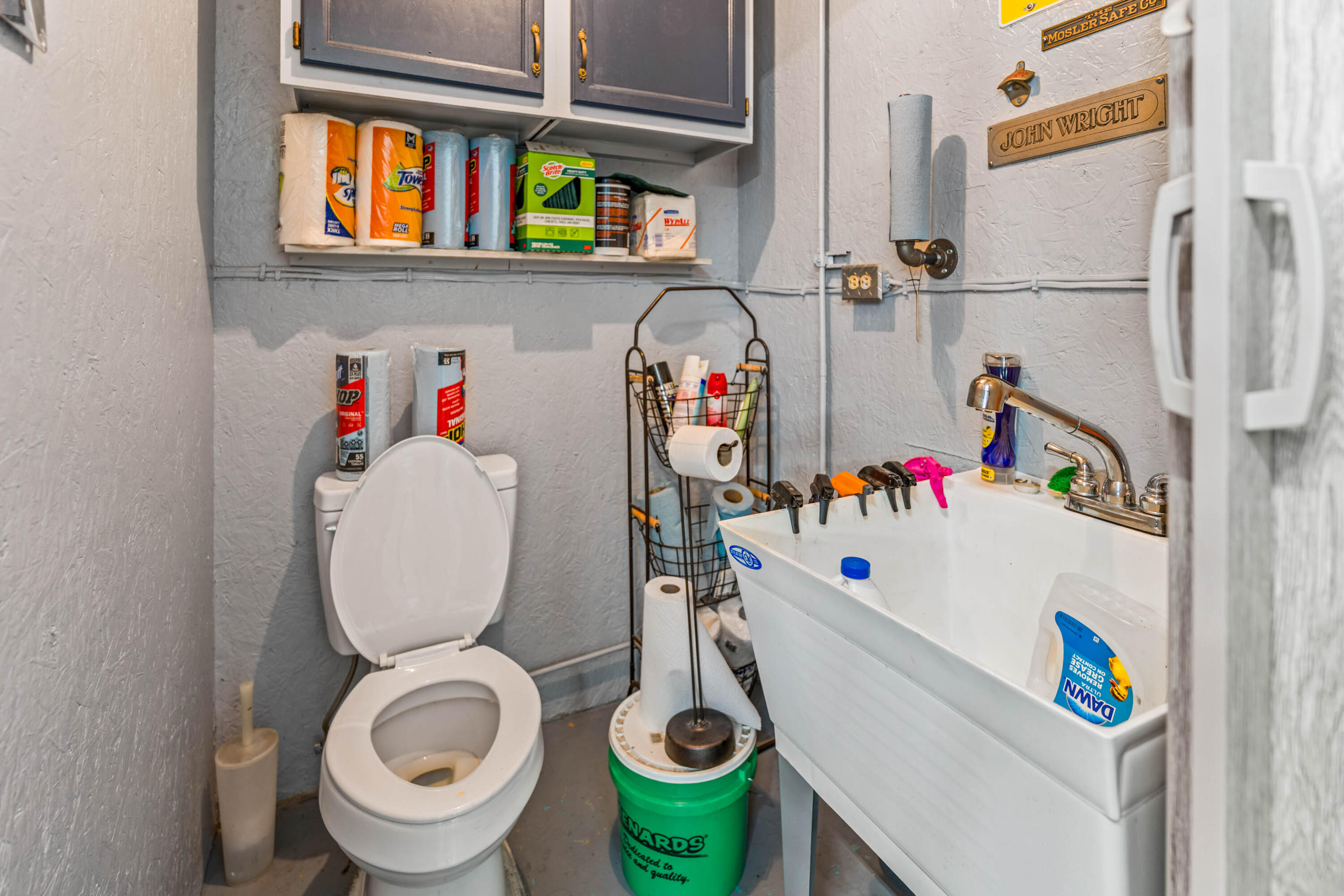 1626 Dearborn Street Property Photo 8