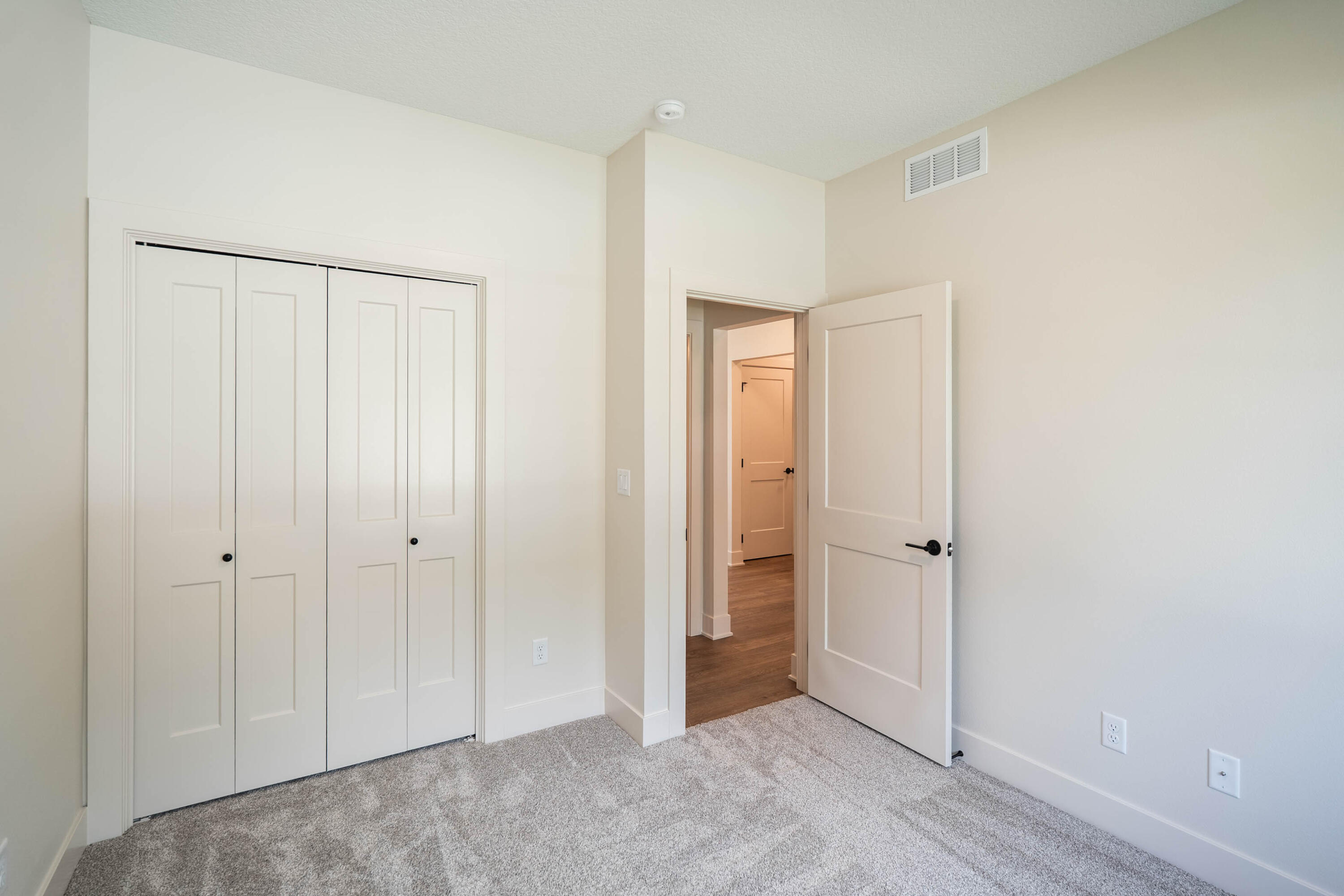 804 Academy Circle Property Photo 13