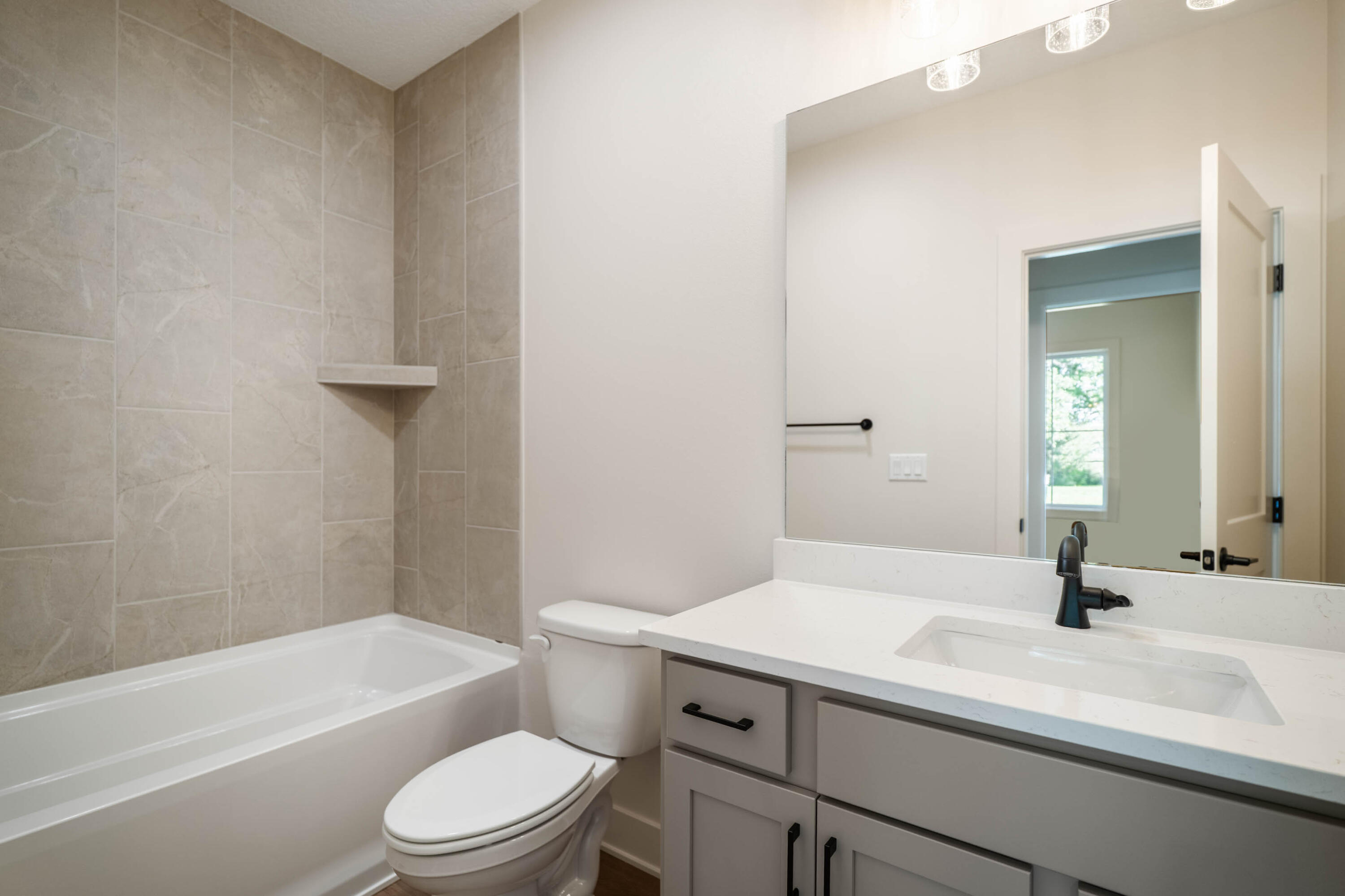 804 Academy Circle Property Photo 14