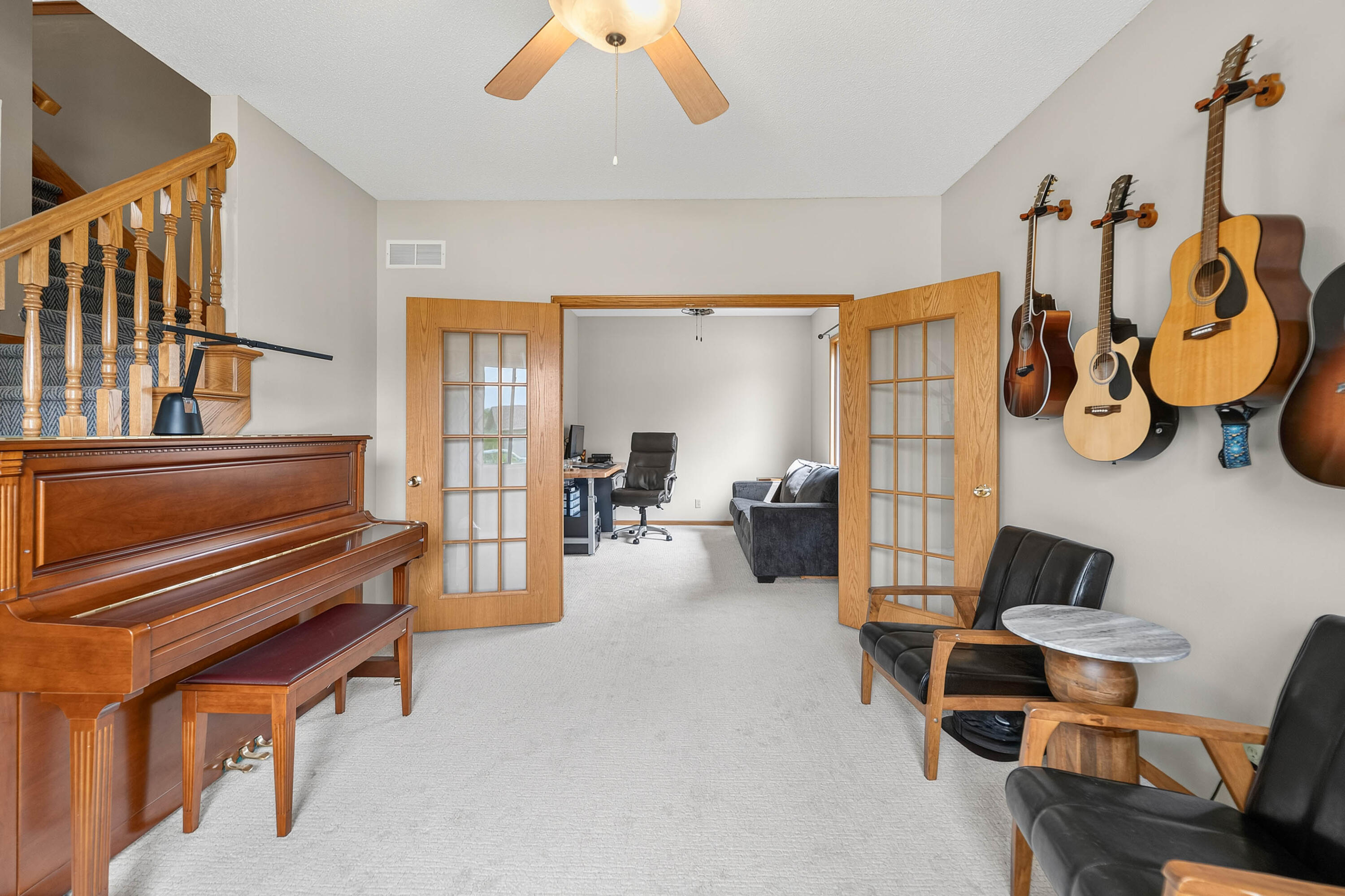 302 Upstill Street Property Photo 4