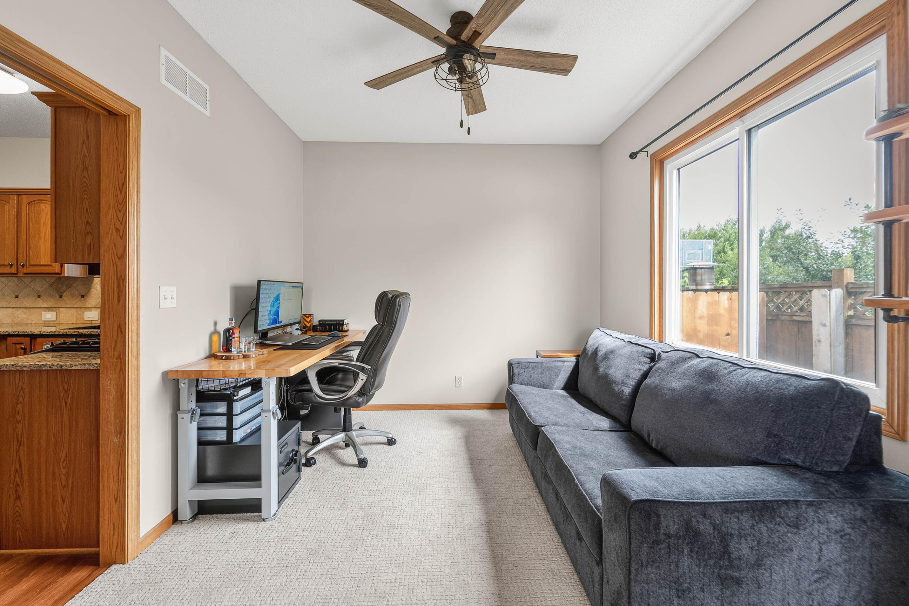 302 Upstill Street Property Photo 6