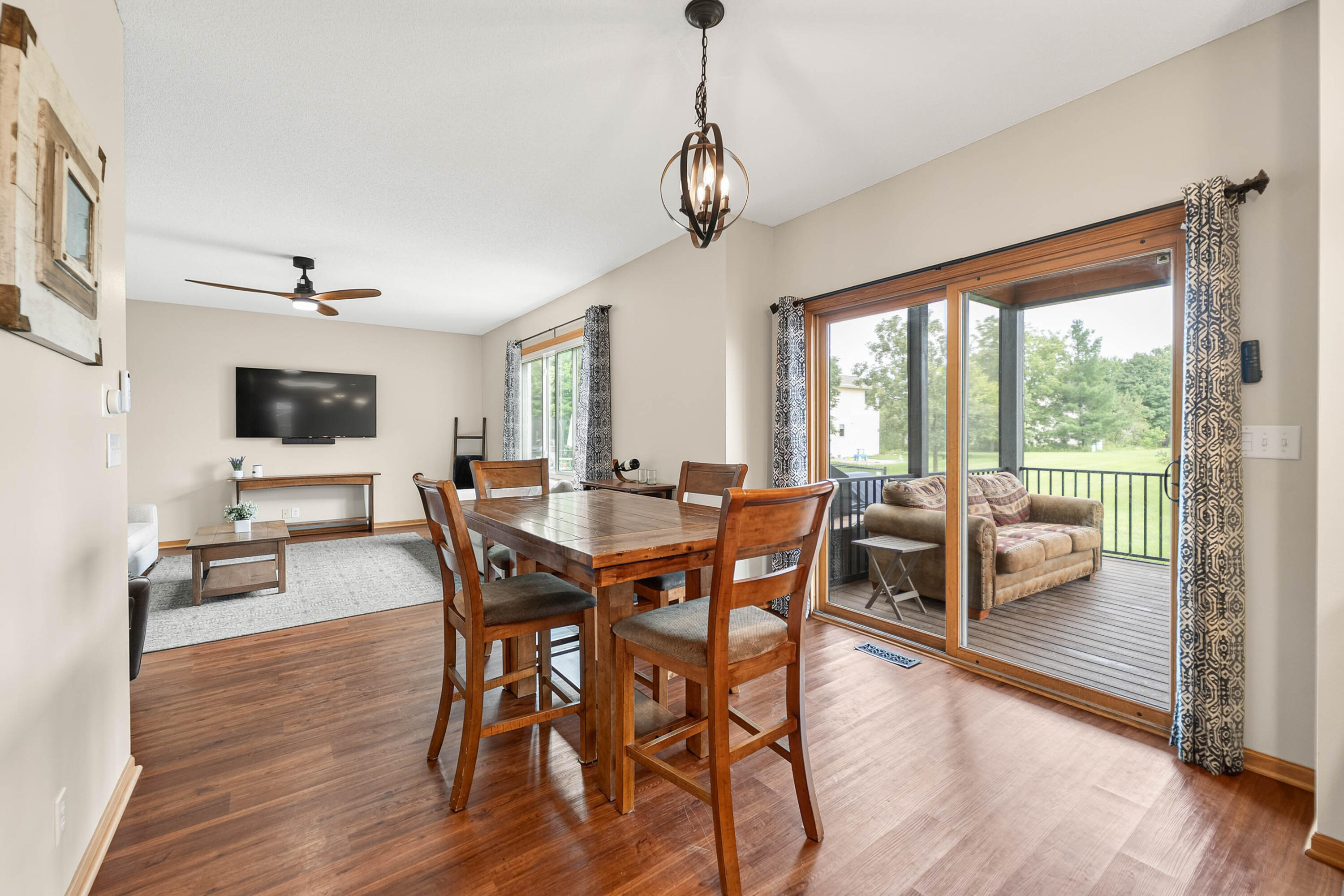 302 Upstill Street Property Photo 11