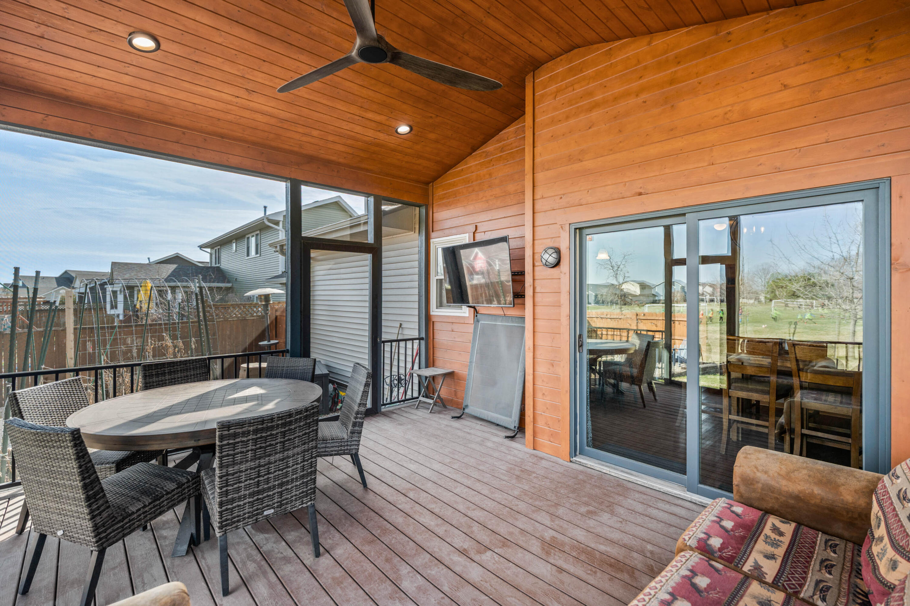 302 Upstill Street Property Photo 17