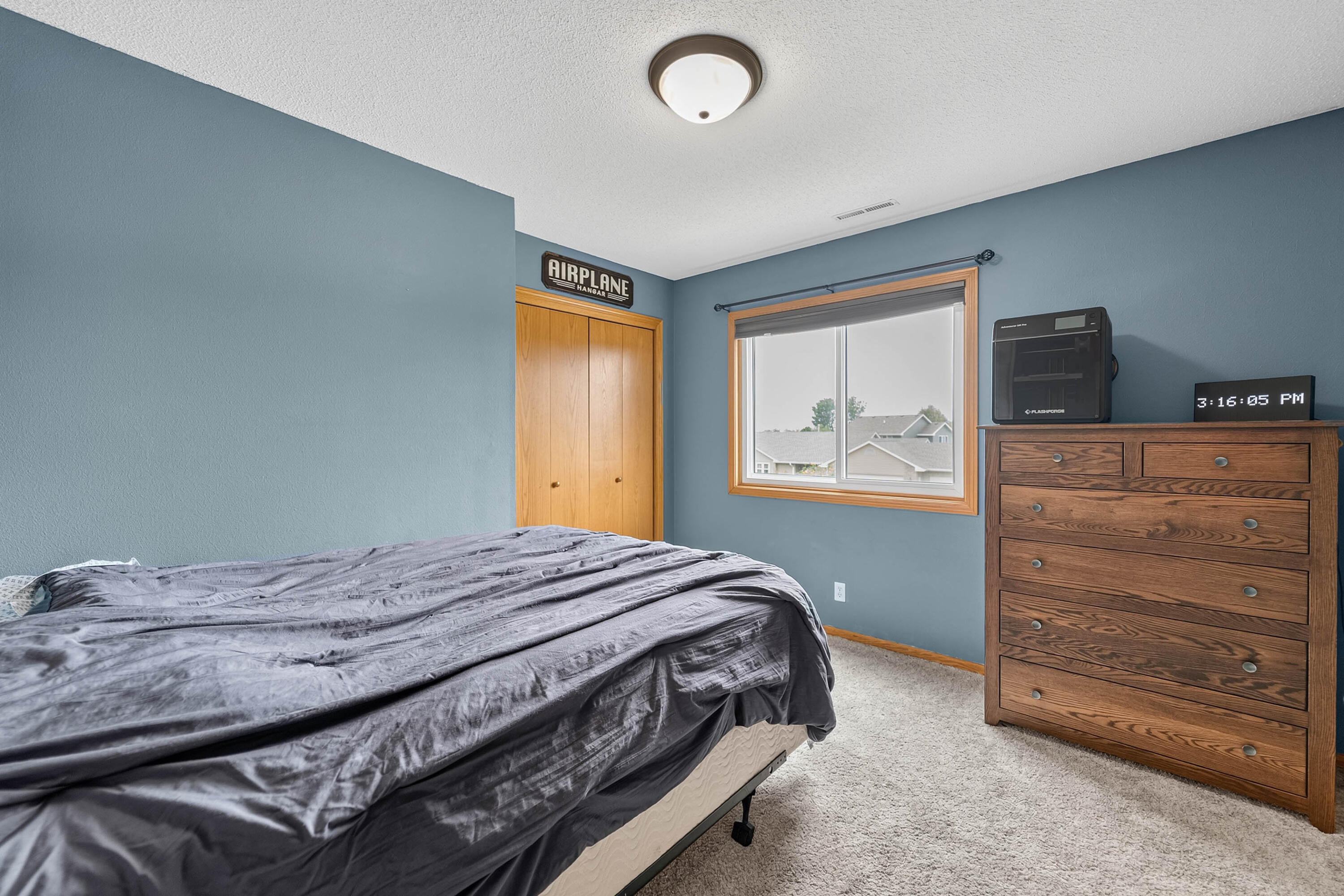 302 Upstill Street Property Photo 29