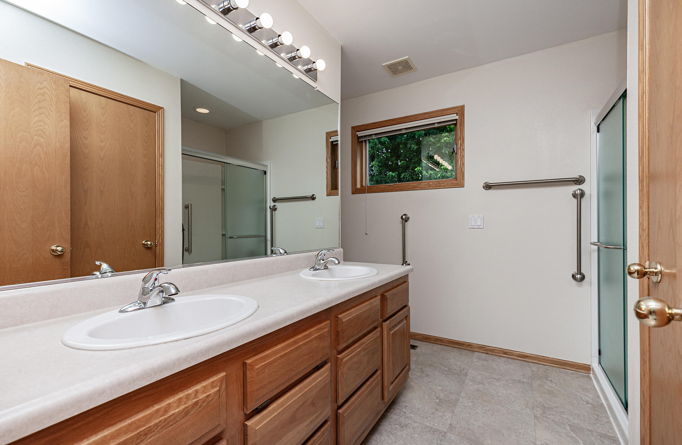 1514 Indiana Avenue Property Photo 19