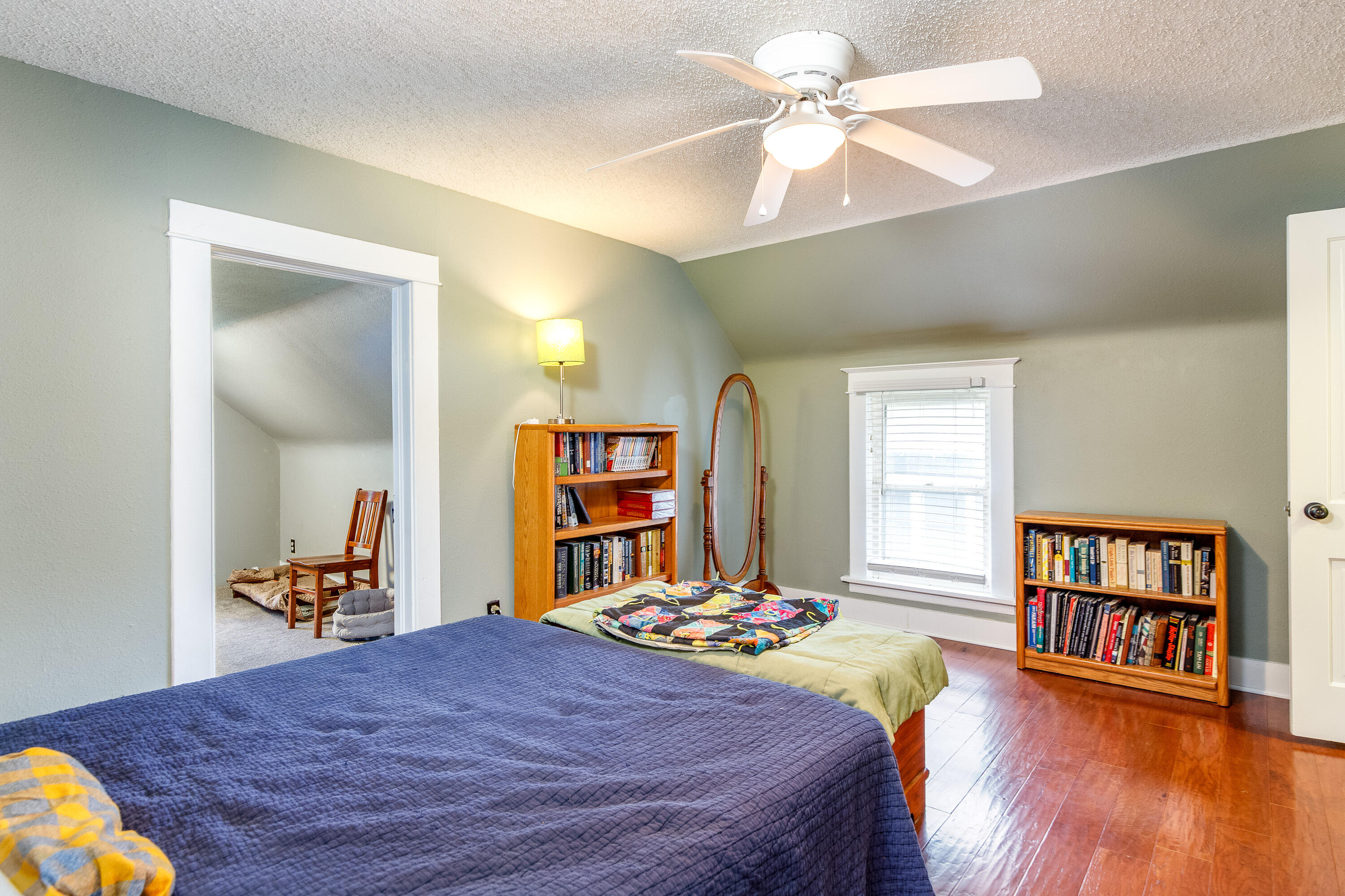 1203 Burnett Avenue Property Photo 17