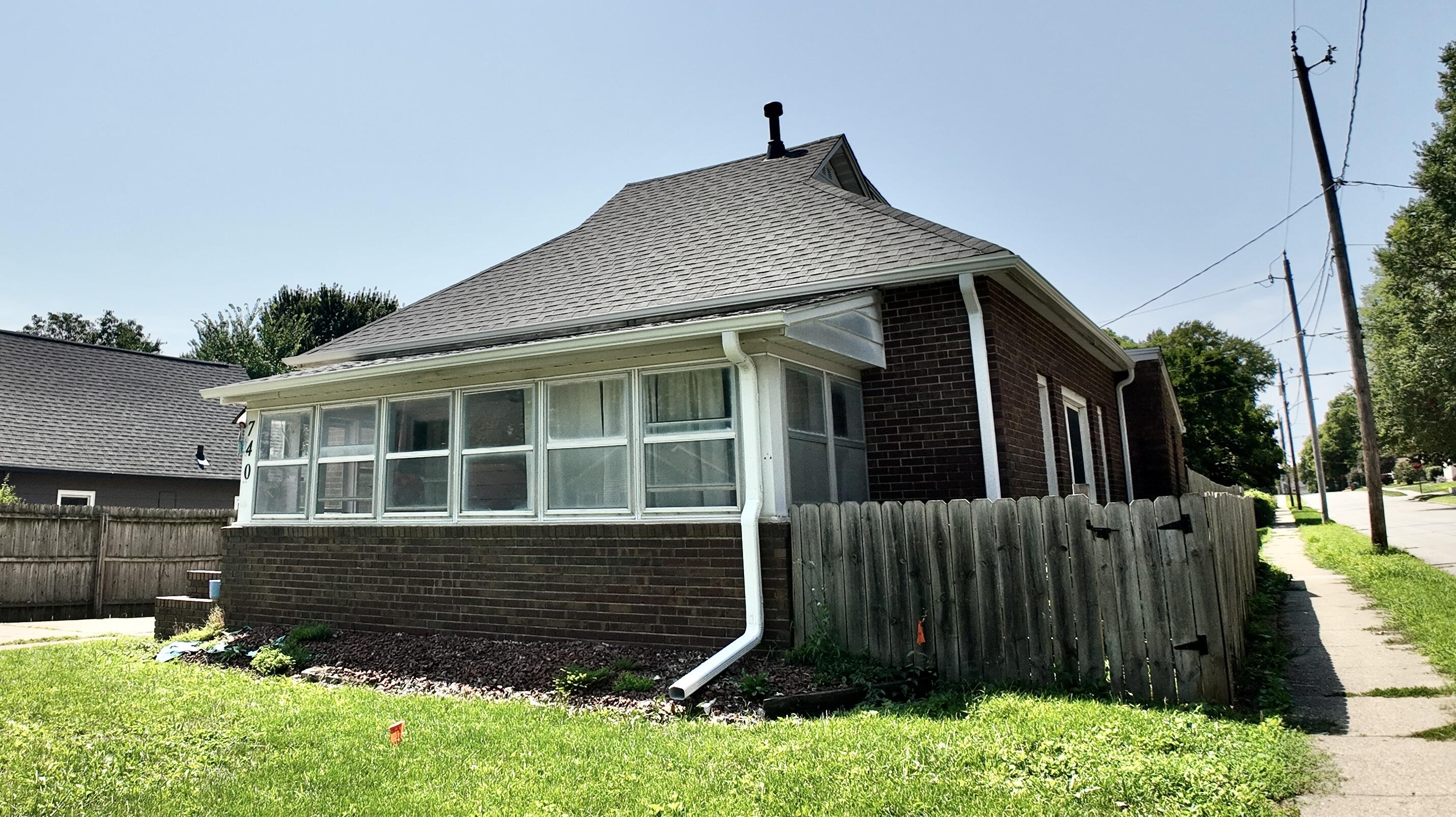 740 9th Street Property Photo 2