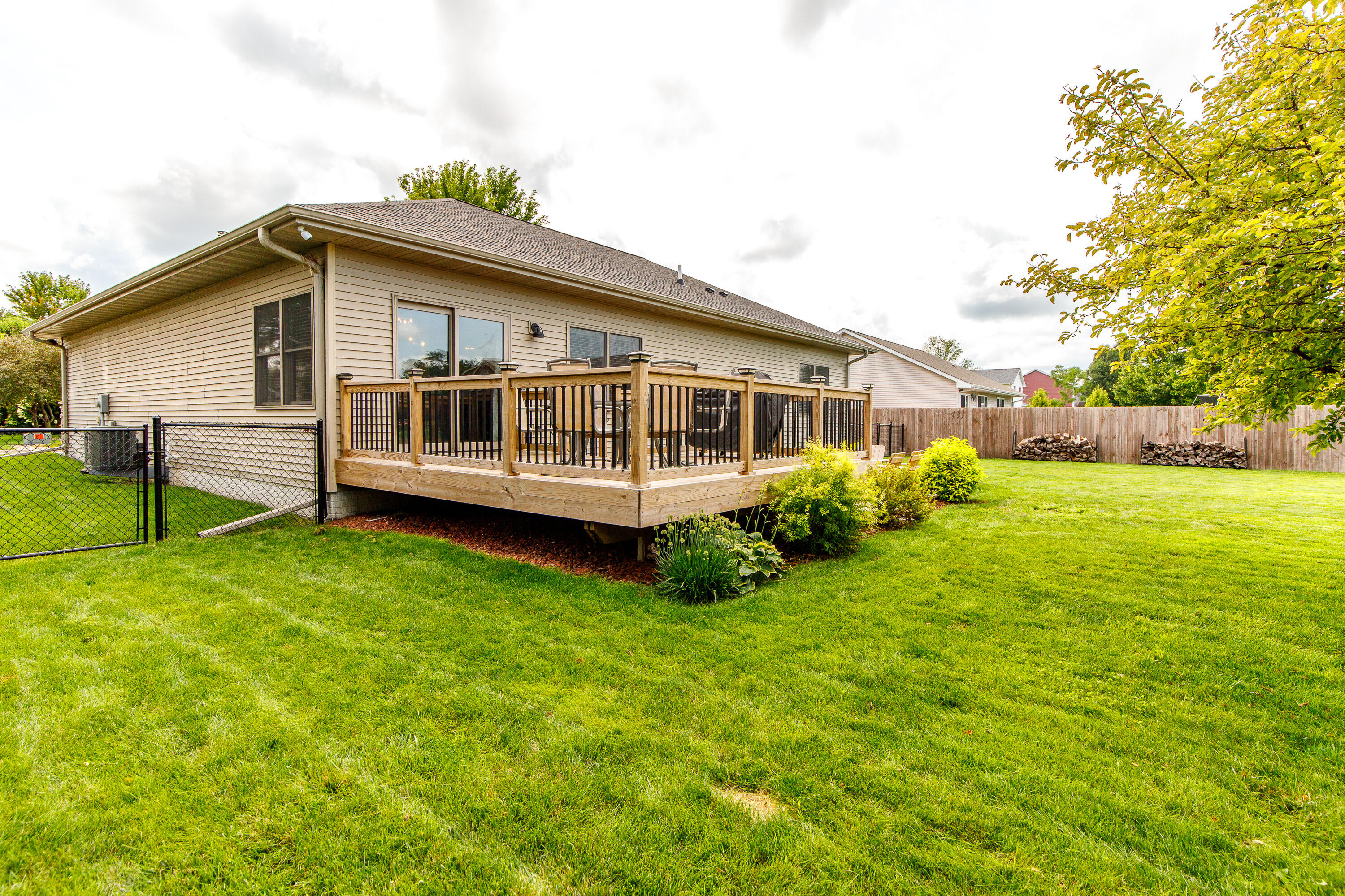 1421 Jacobson Drive Property Photo 32