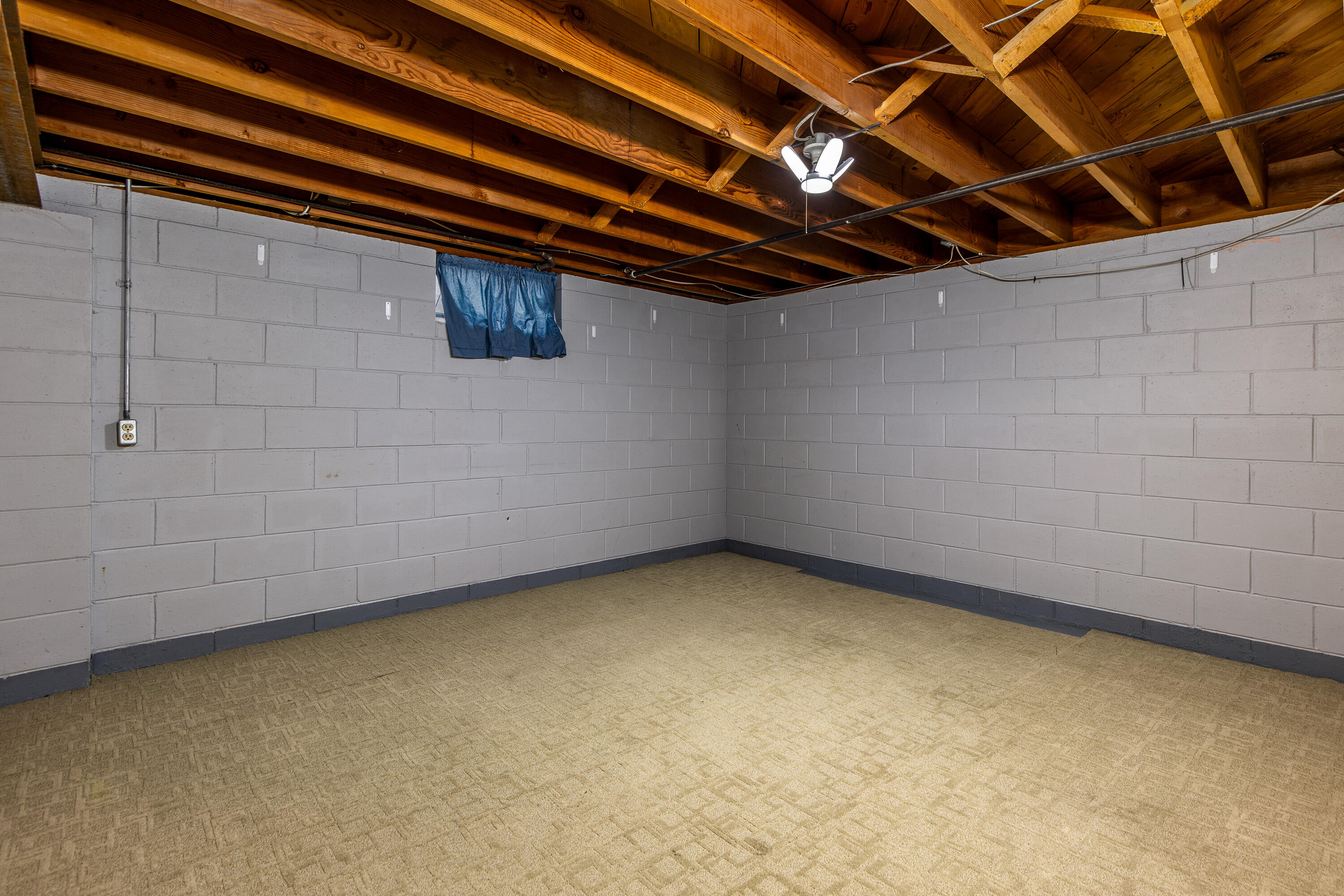 418 S Cedar Street Property Photo 15