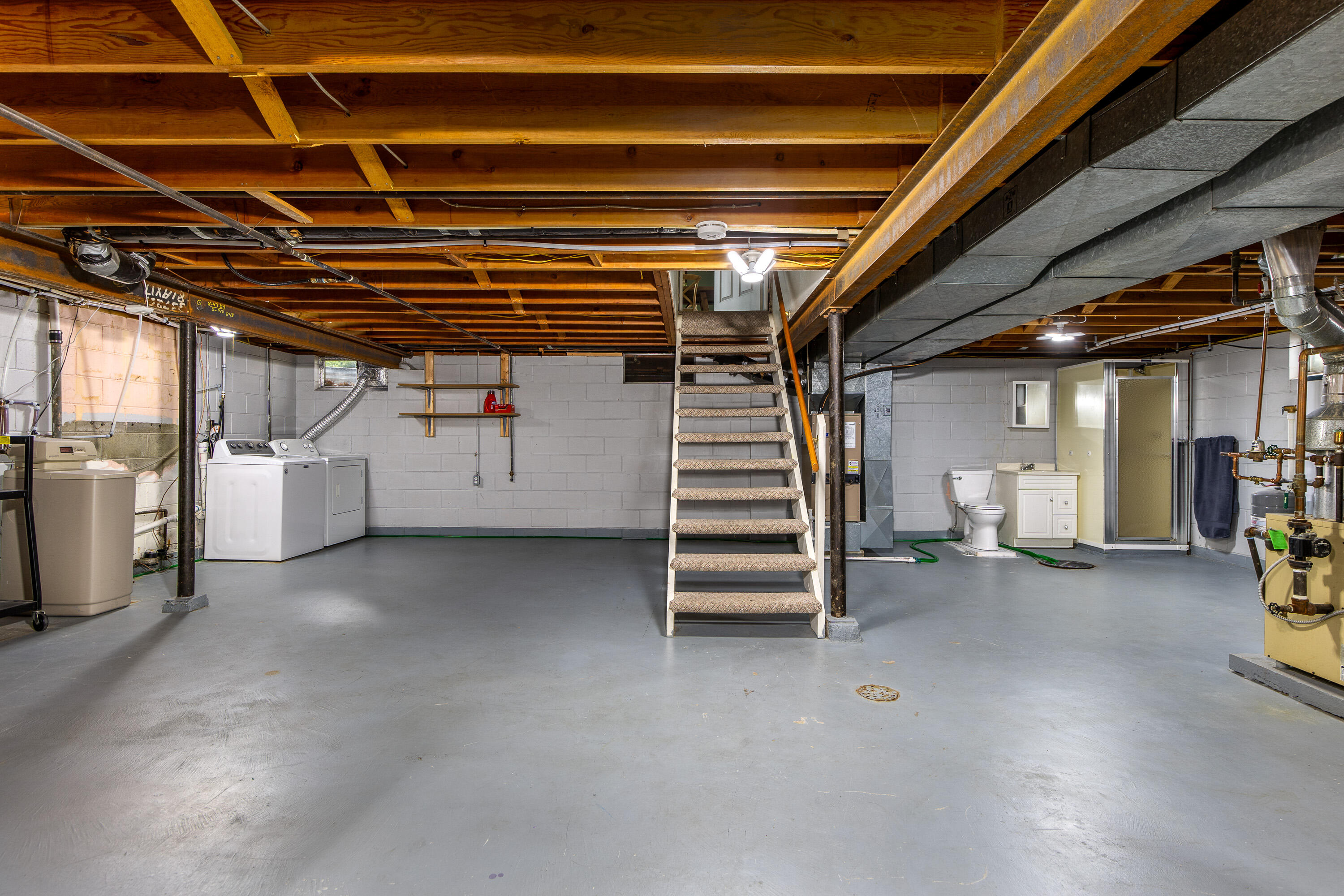 418 S Cedar Street Property Photo 16