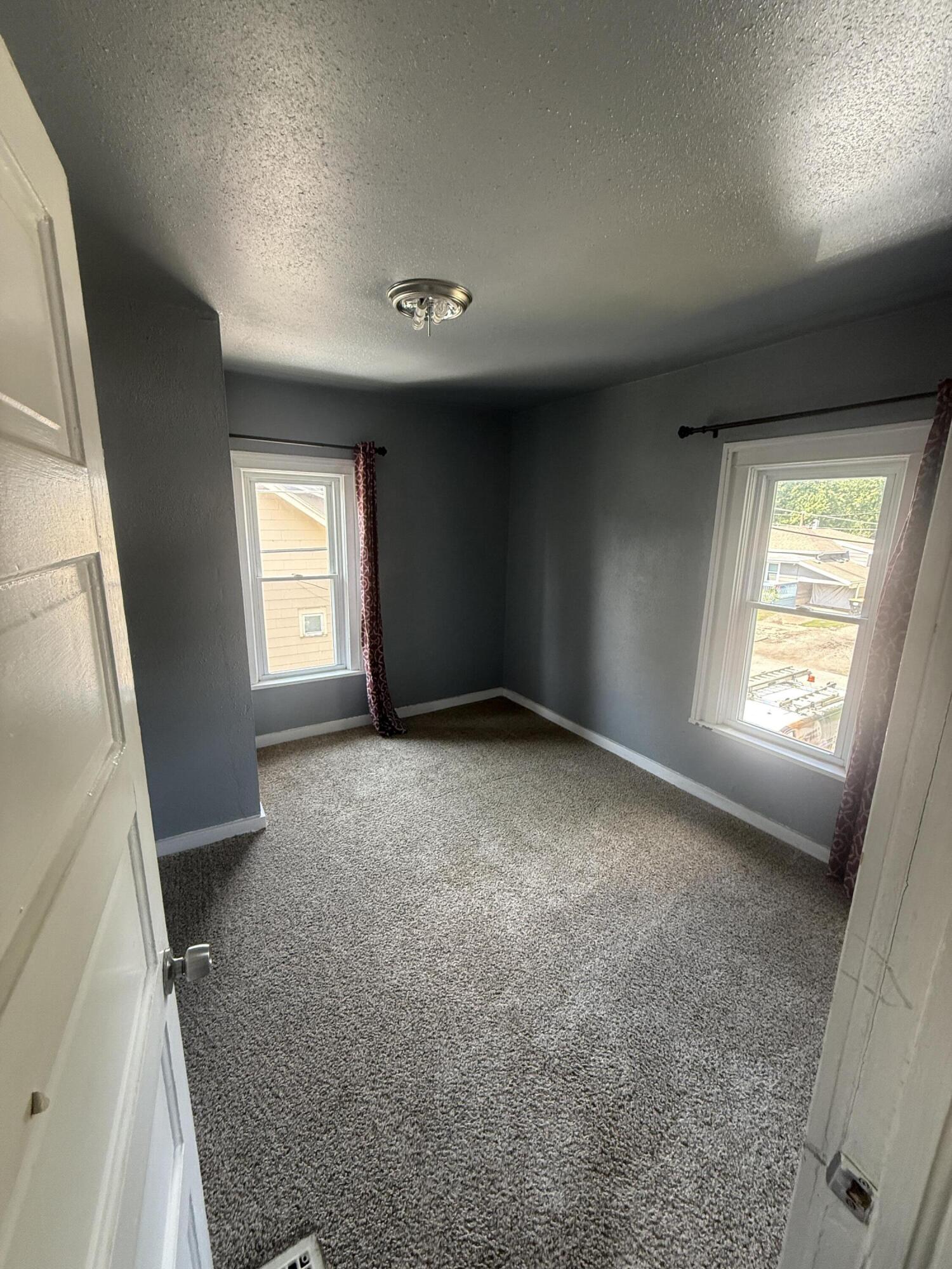920 14th Street Property Photo 4