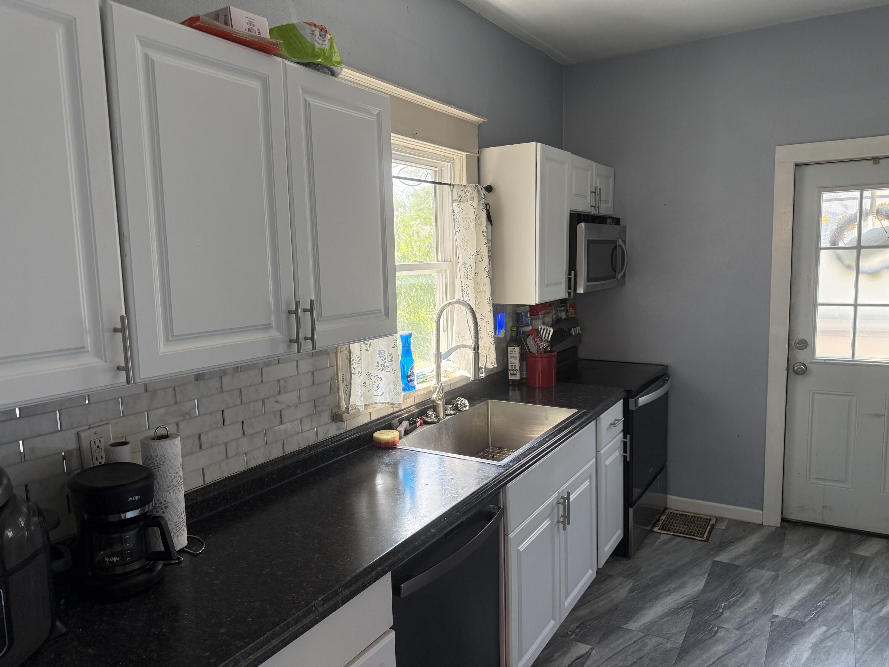 920 14th Street Property Photo 11