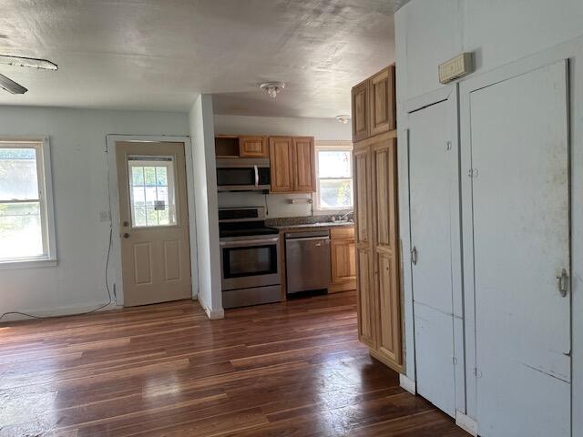419 H Avenue Property Photo 7